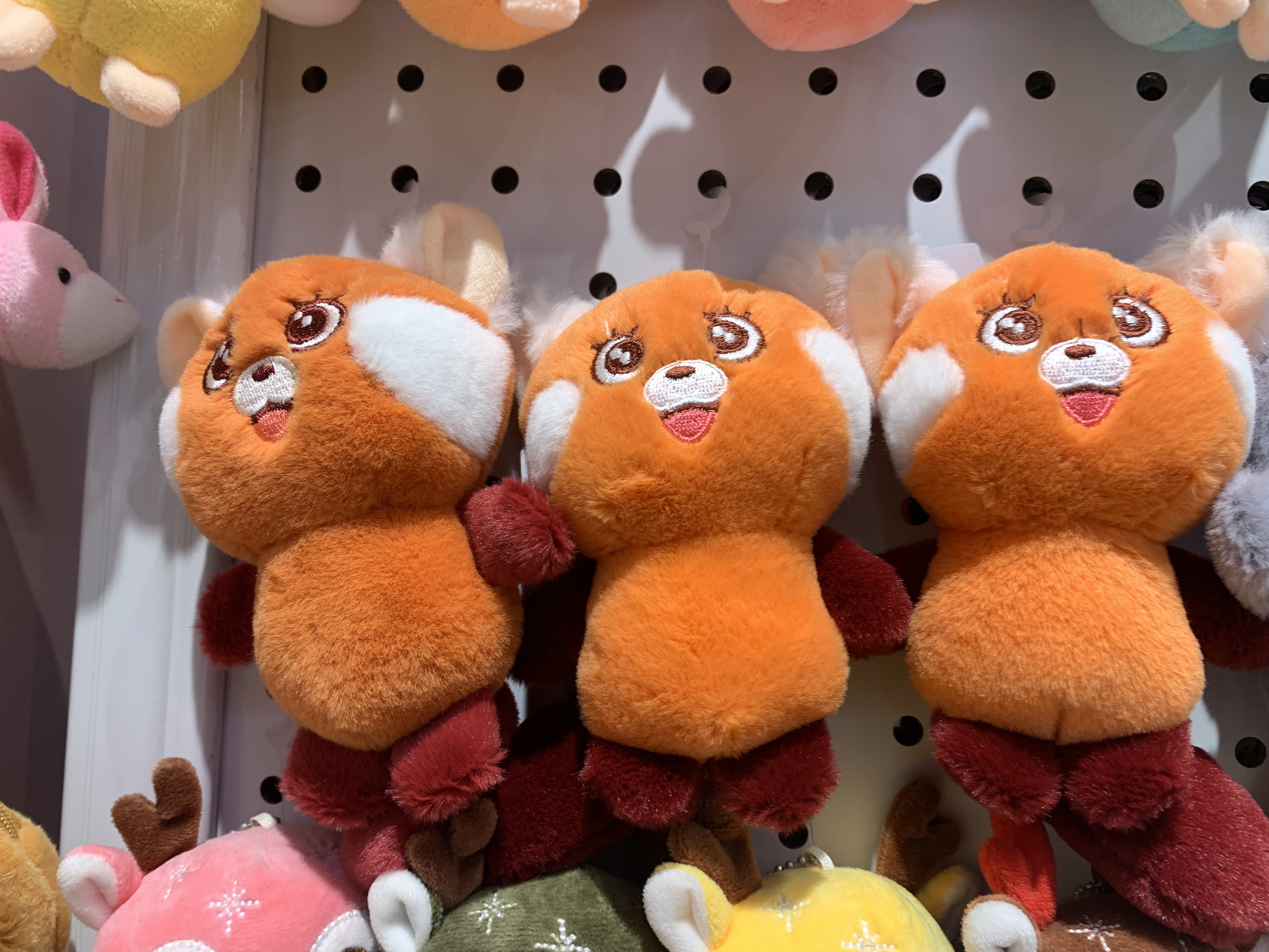 Plush pendant, koala keychain, animal series, mini grab machine, live streaming on Douyin, Amazon Item Picture