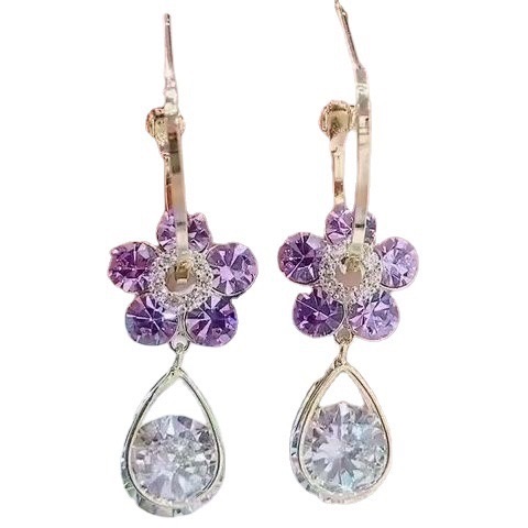 This year's new and unique earrings and earrings are versatile for daily use. In 2023, they are popular online bestsellers with niche designs that exude a sense of sophistication