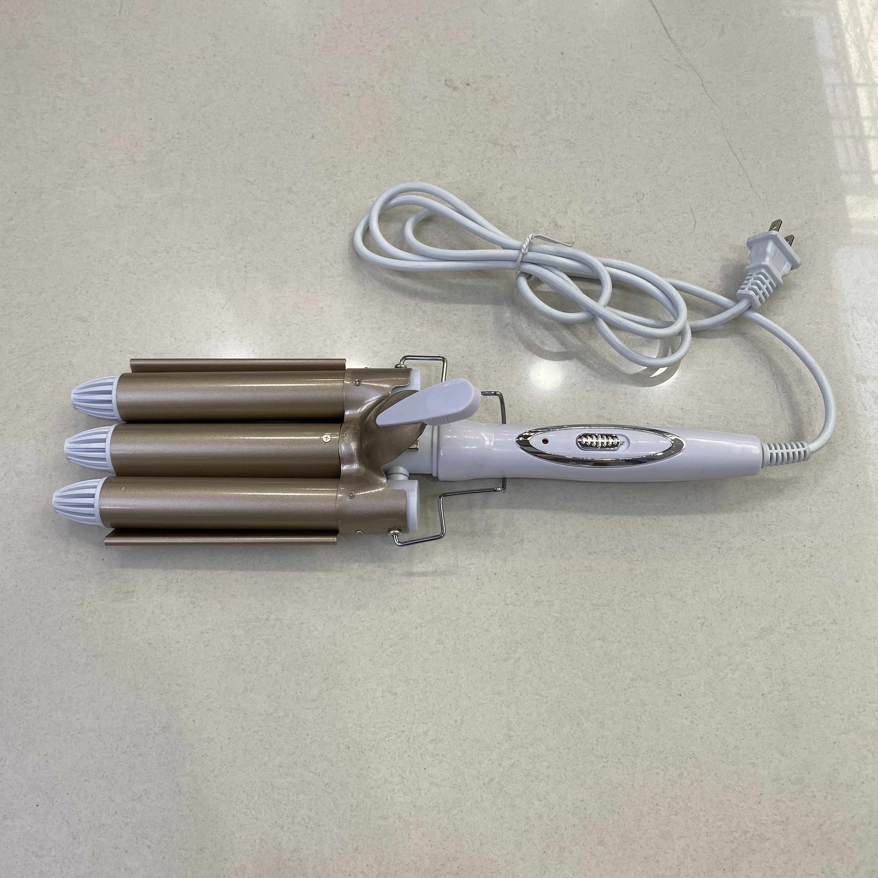 Tres tubos automático rizador de pelo eléctrico rizador de huevo rizador de agua rizador de maíz rizador de huevo Application Scenario