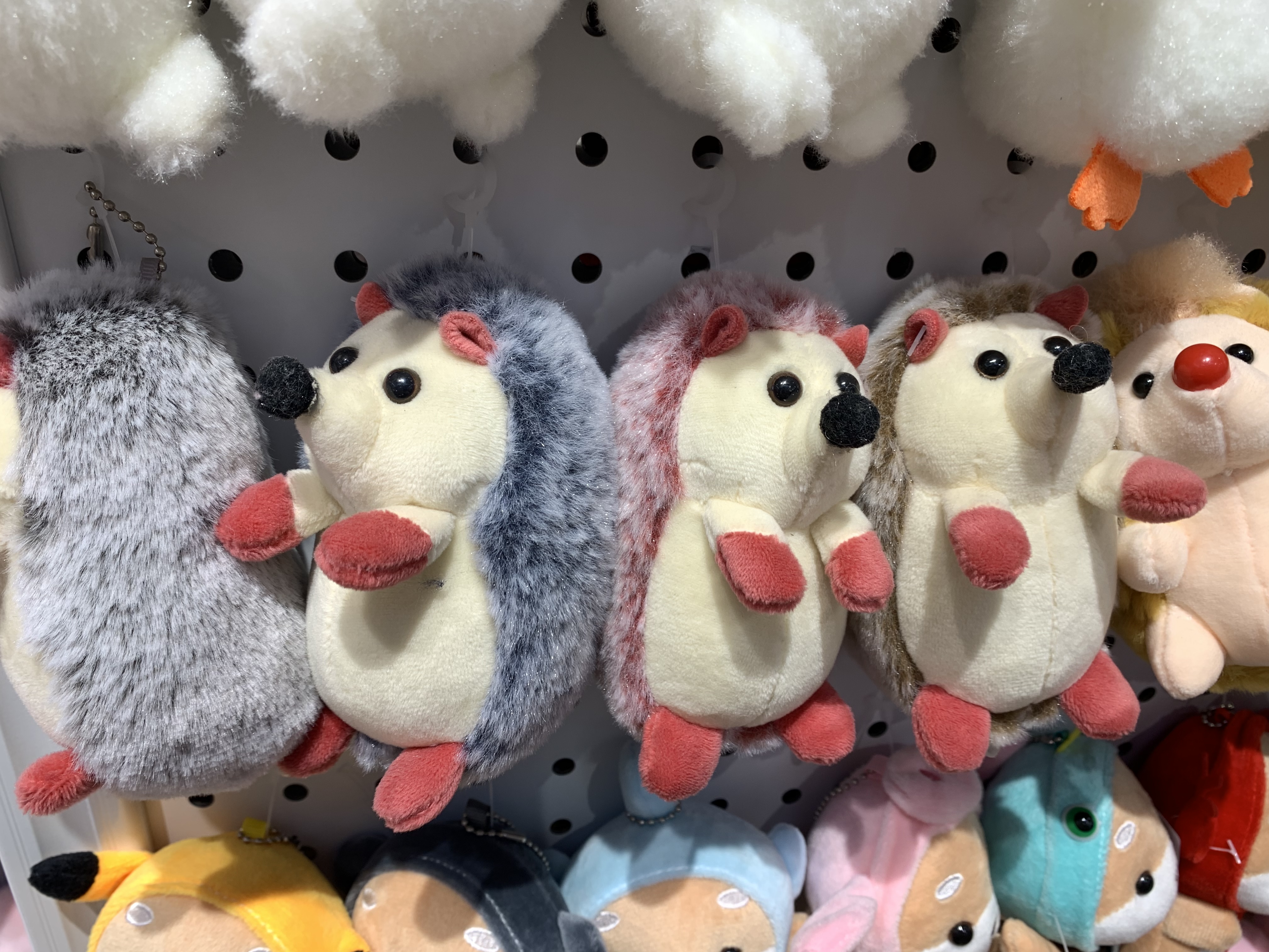 Plush pendant, spray-painted sitting dragon, keychain, pumpkin monkey pie, big star, mini claw machine doll, Douyin live streaming on Amazon Item Picture