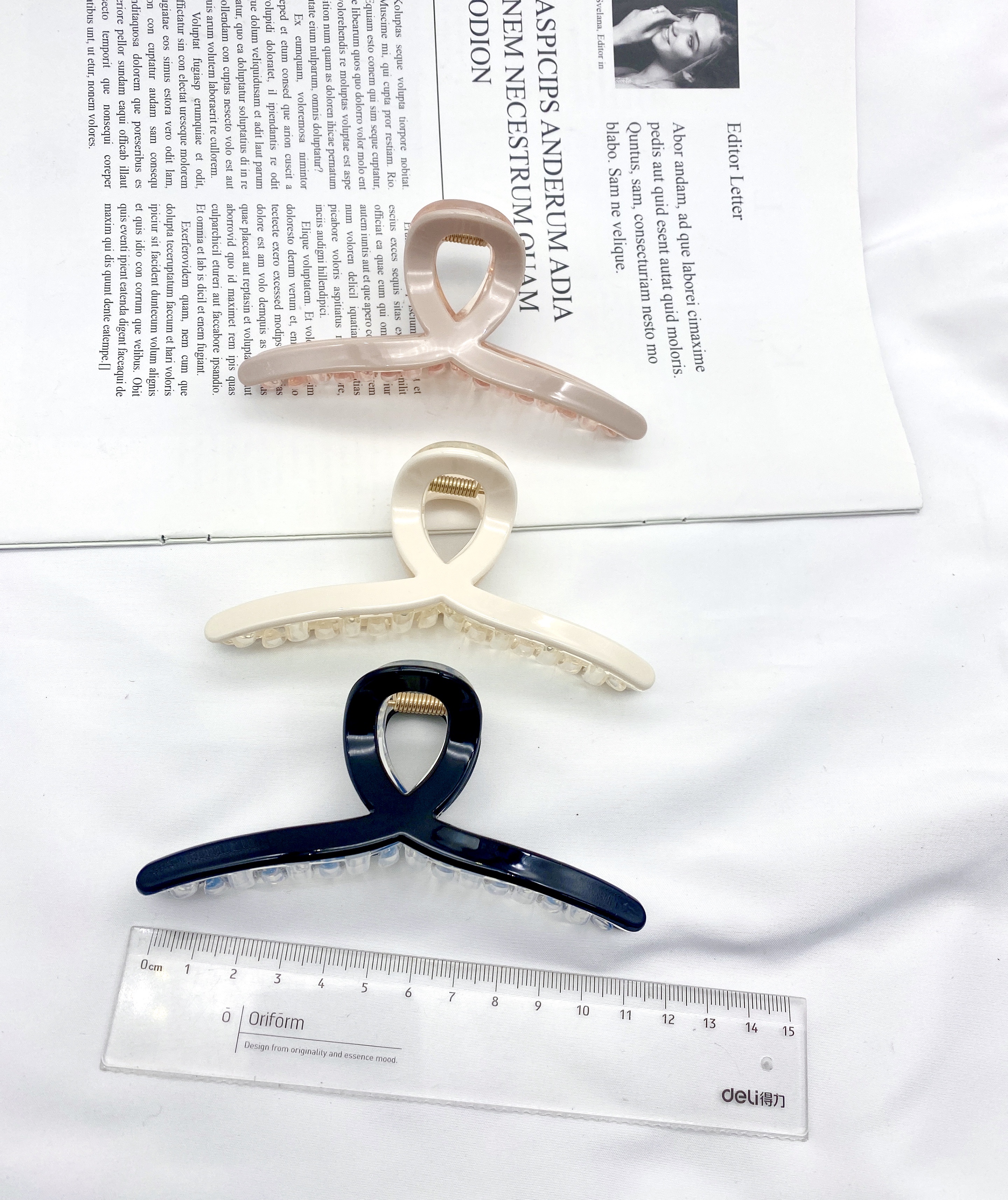 流行奶茶色鲨鱼夹衣架网络畅销款