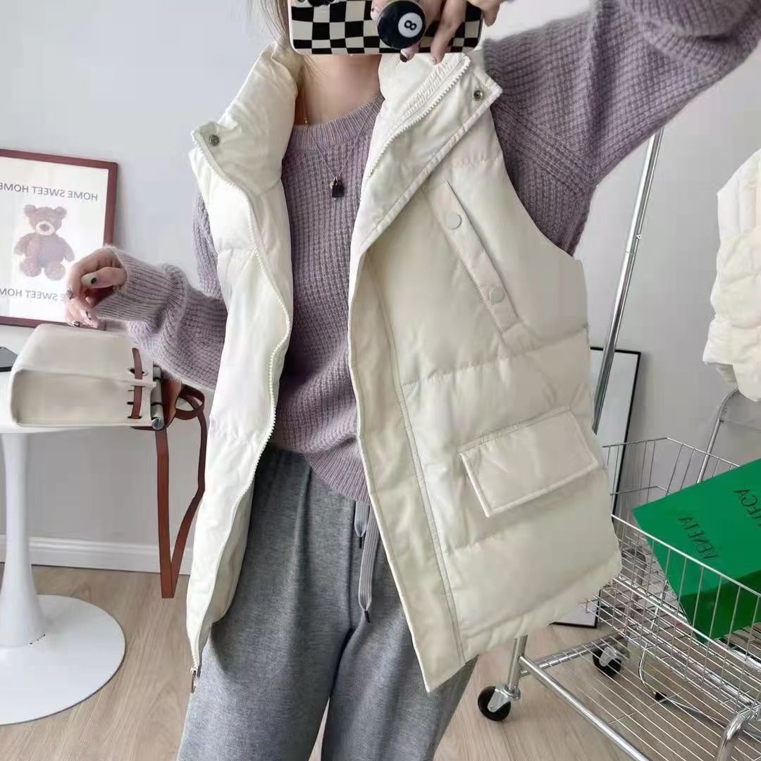 2023 New women's autumn and winter tops, fine down jackets, beige vests for middle-aged and young mothers Item Picture