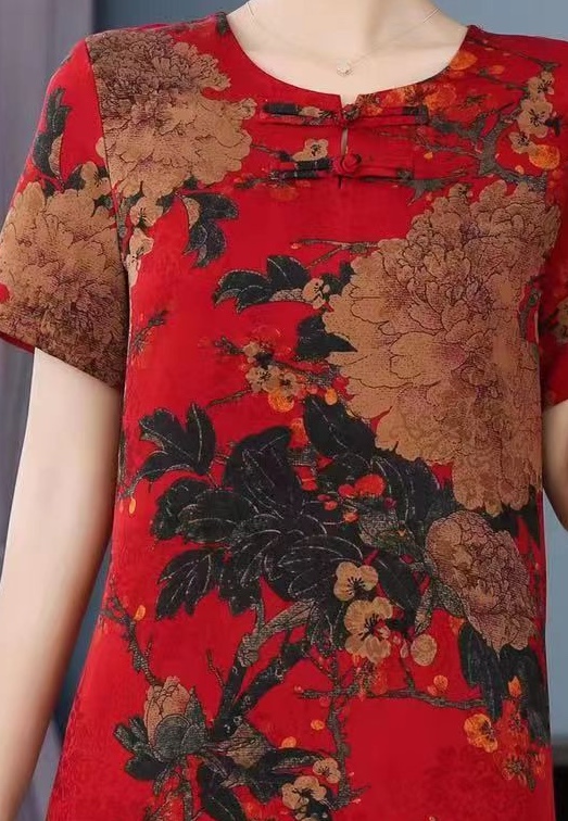 New 2023 faux silk No. 3 dress, round-neck fabric loop short-sleeved, summer wear for middle-aged and elderly people, fashionable and comfortable for mothers in summer, low red and festive, suitable for home, travel, socialized friends, large size dress. Application Scenario