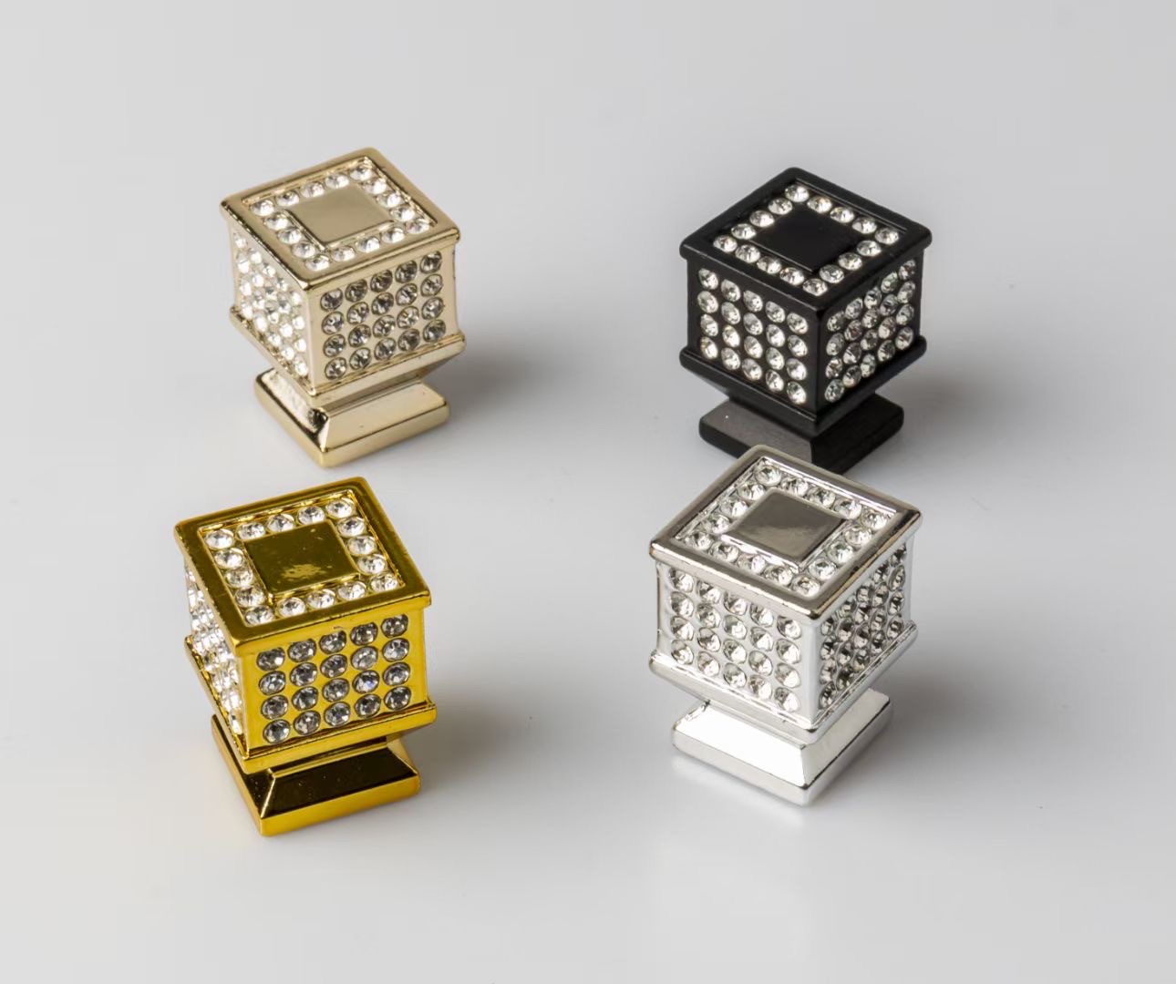 水晶抽屉单孔钻石艺术现代简约出口非洲中东专业塑料拉手