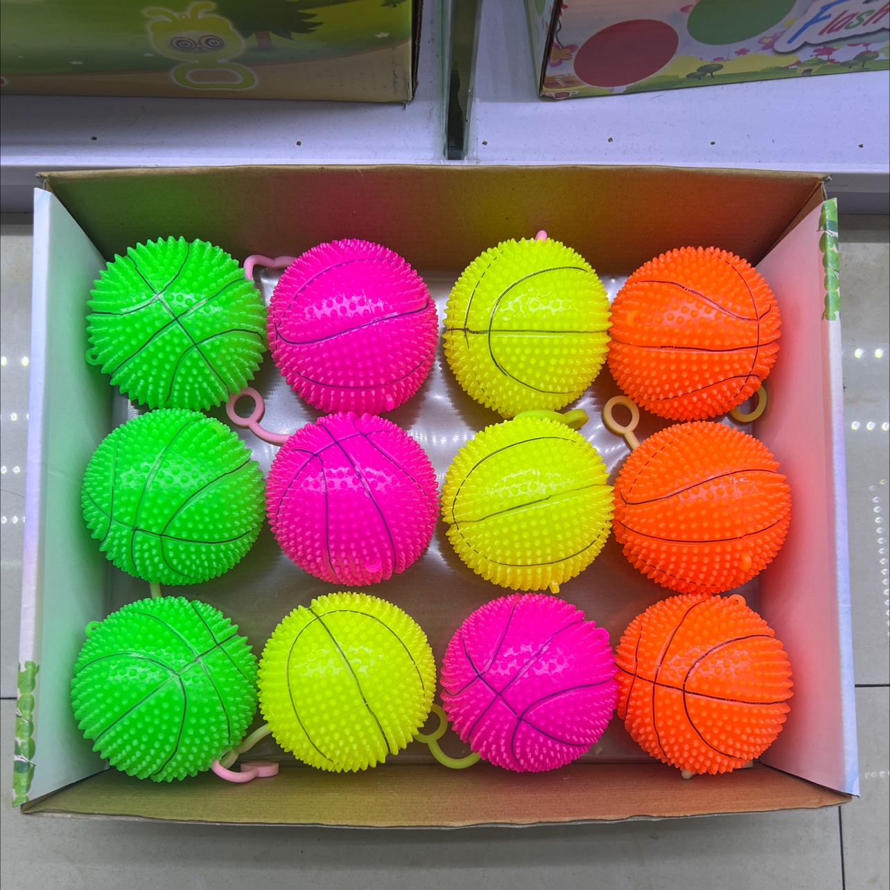 篮球发光球产品图