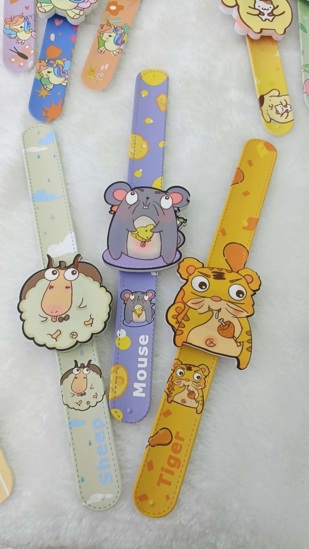 爆款韩版新款硅胶卡通拍拍LED手表详情图4