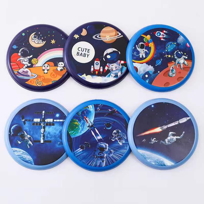 飞盘/飞碟/手抛玩具产品图