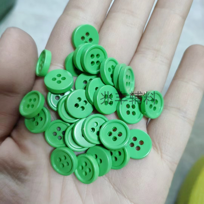 纽扣/彩色扣子白底实物图