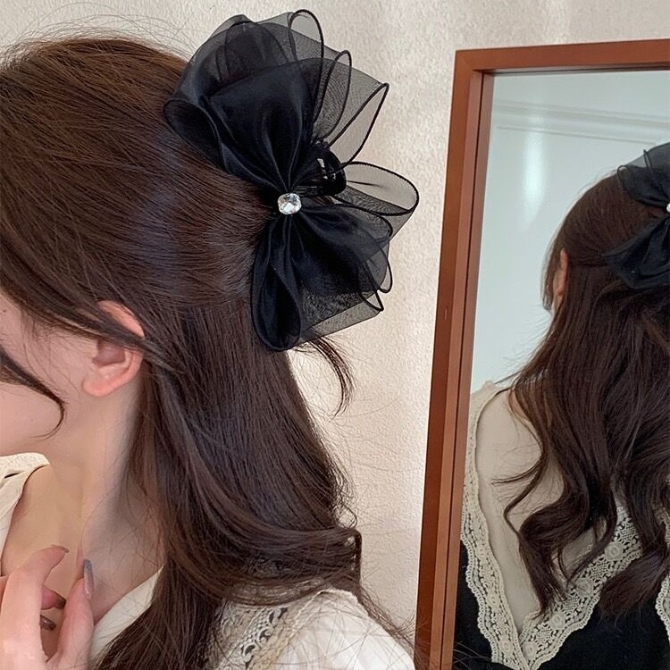 Silk and gauze bow clip, a large shark clip at the back of the princess's head, a hair bun, a hair clip headwear, a fairy-like girl Specification image