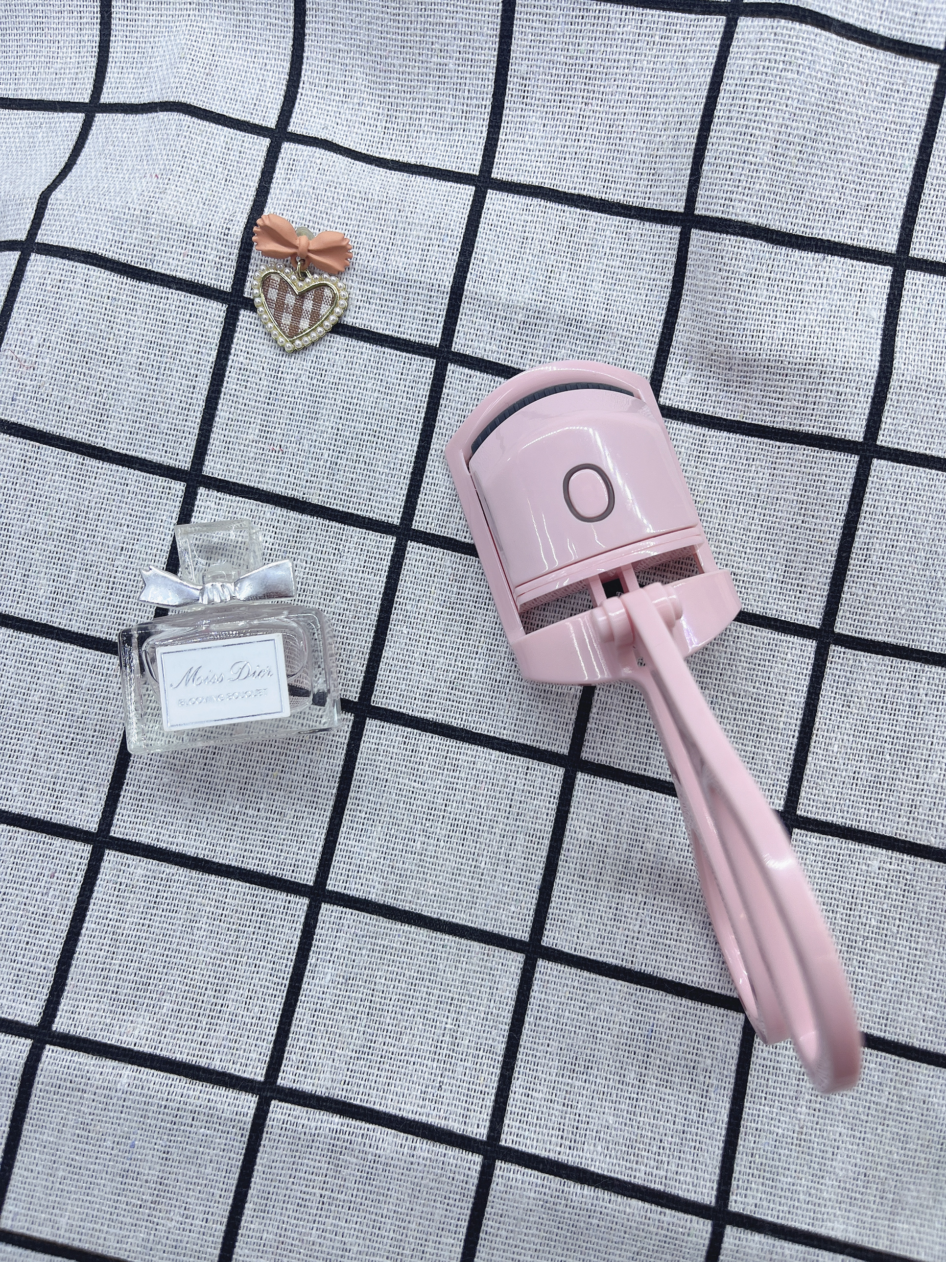 New cross-border upgraded electric eyelash curler, charging dual-temperature eyelash curling device, electric eyelash curler manufacturer wholesale in stock Item Picture