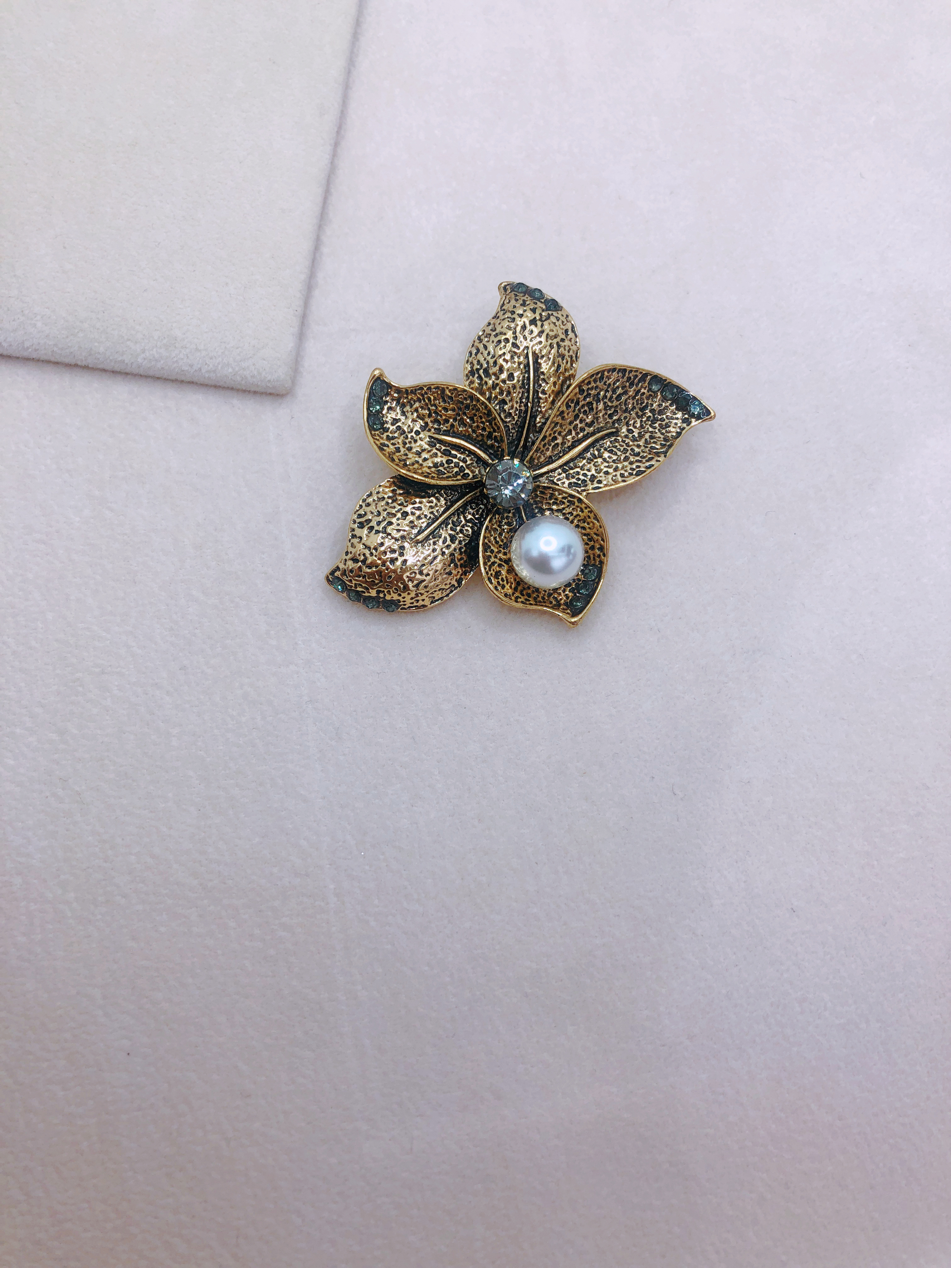 Brooch, corsage, women's accessories, rhinestone brooch, beaded corsage, Korean style accessory, shawl, silk scarf buckle - Yingying 0456 details Picture