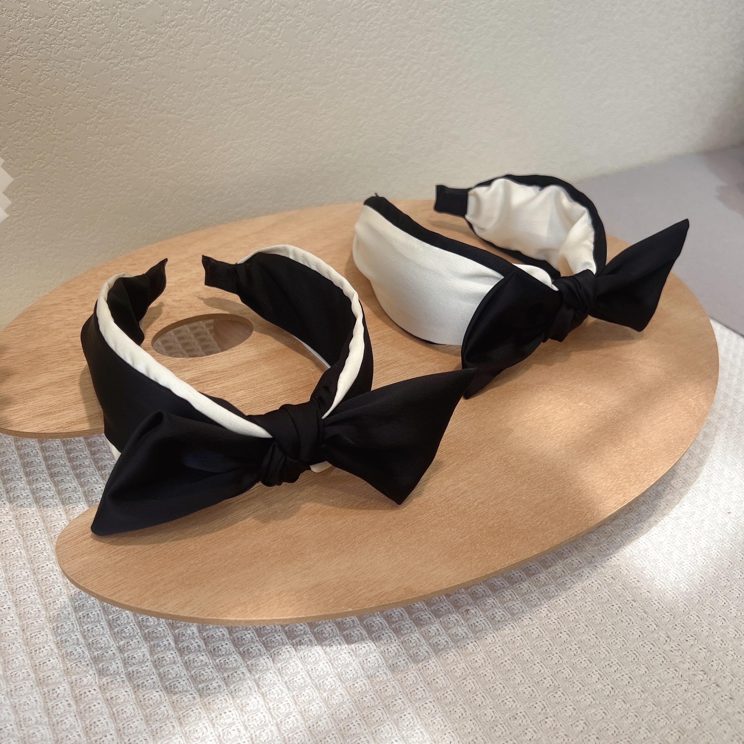 黑加白小香风发箍热销新款发饰时尚百搭简约发带头箍优雅发箍韩版手工打结布艺发箍黑加白小香风发箍