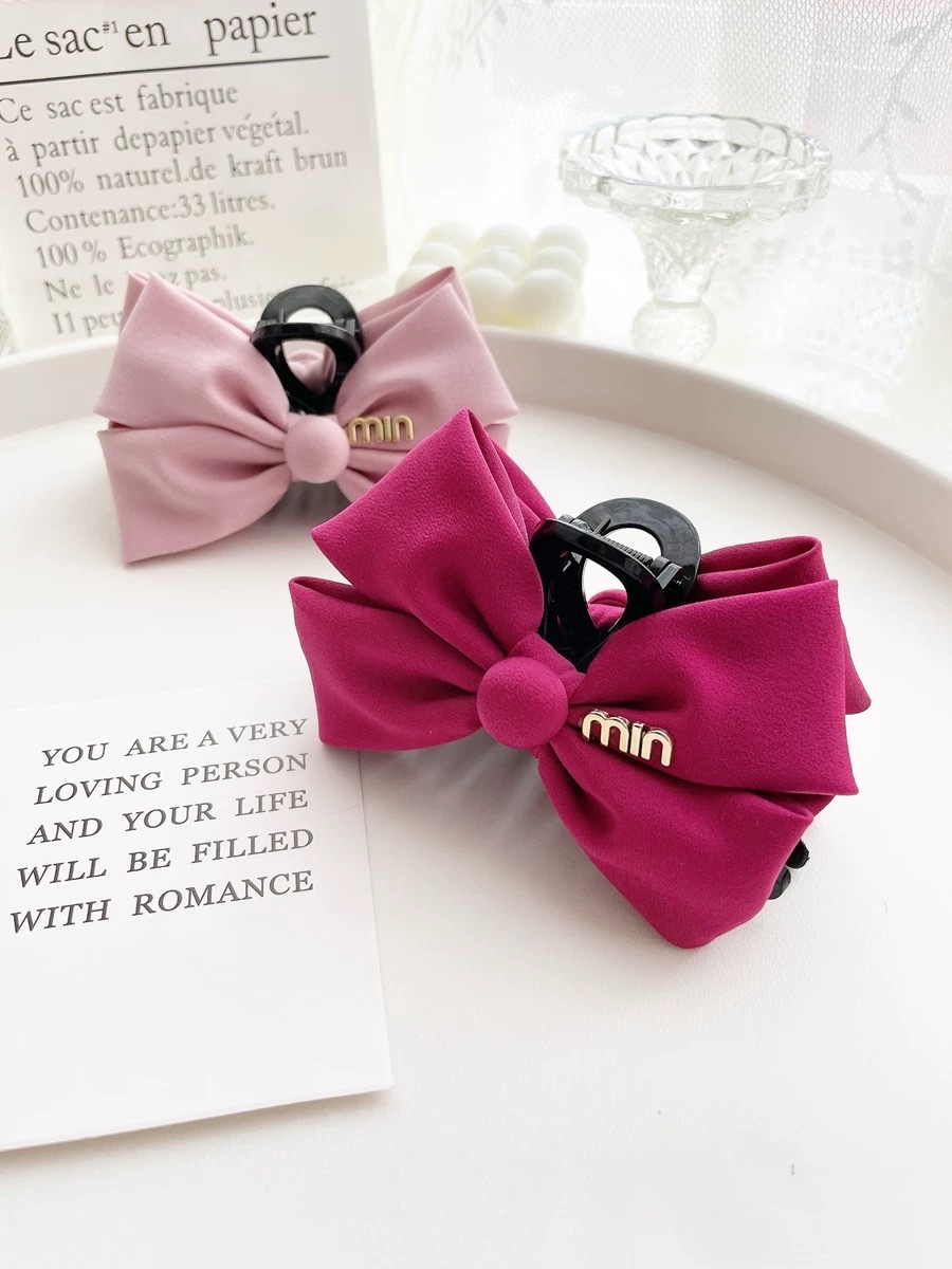 Bow clip