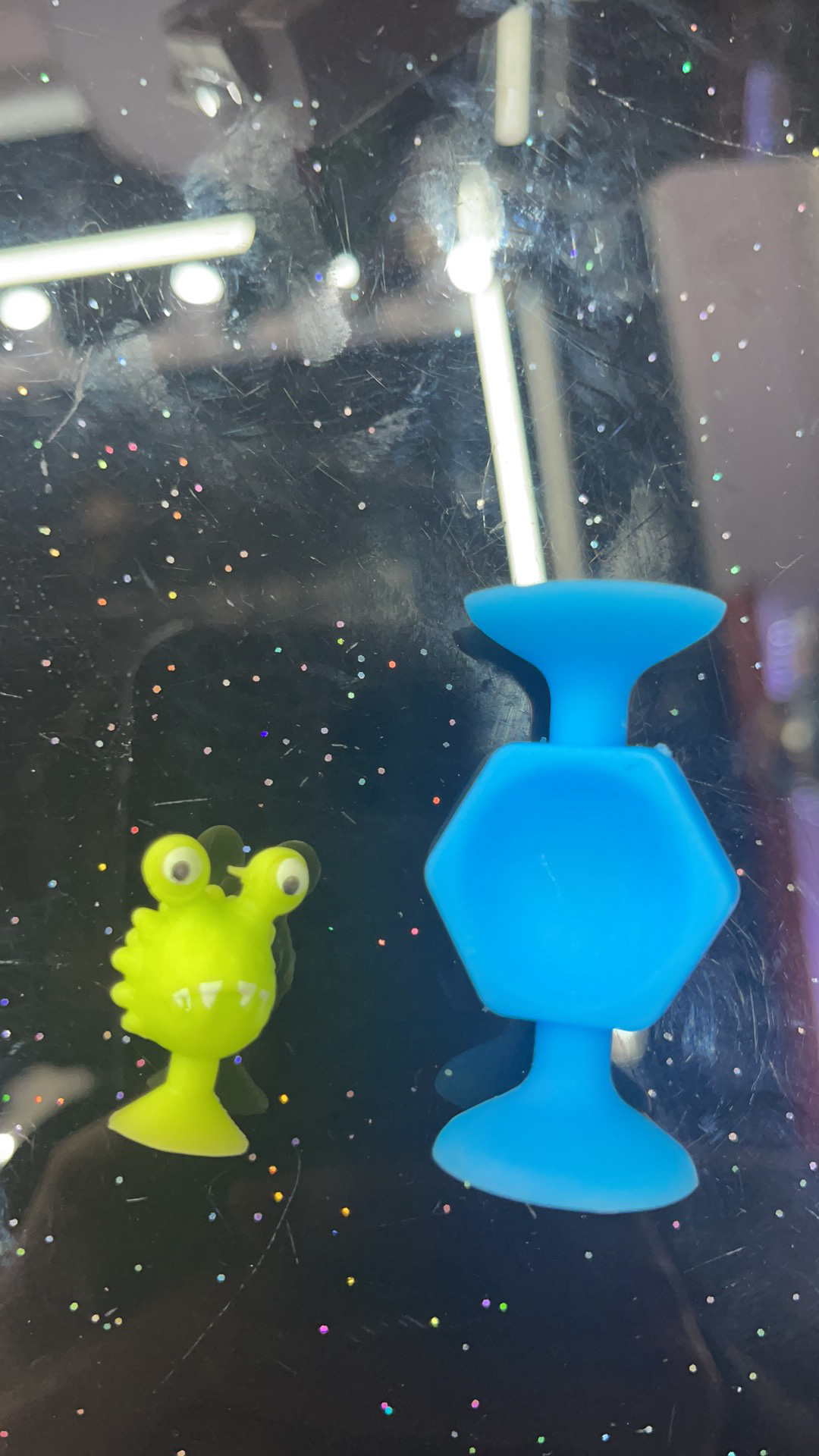 Suction cup doll, small toy Application Scenario