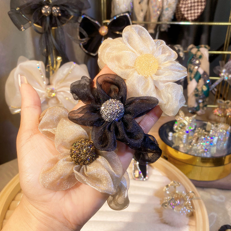 The classic and fashionable sunflower hair band and hair tie in 2023 are all Internet celebrities and bestsellers Application Scenario