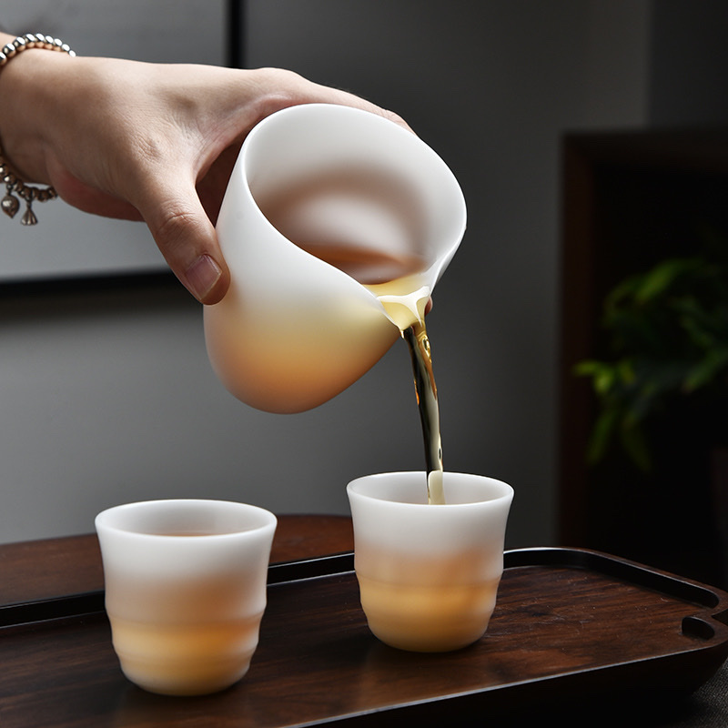 Ceramic ice seed tea set, Tao Li Family Red Pine Craft Gongfu tea set, home light luxury ceramic teapot and tea cup, office reception Specification image