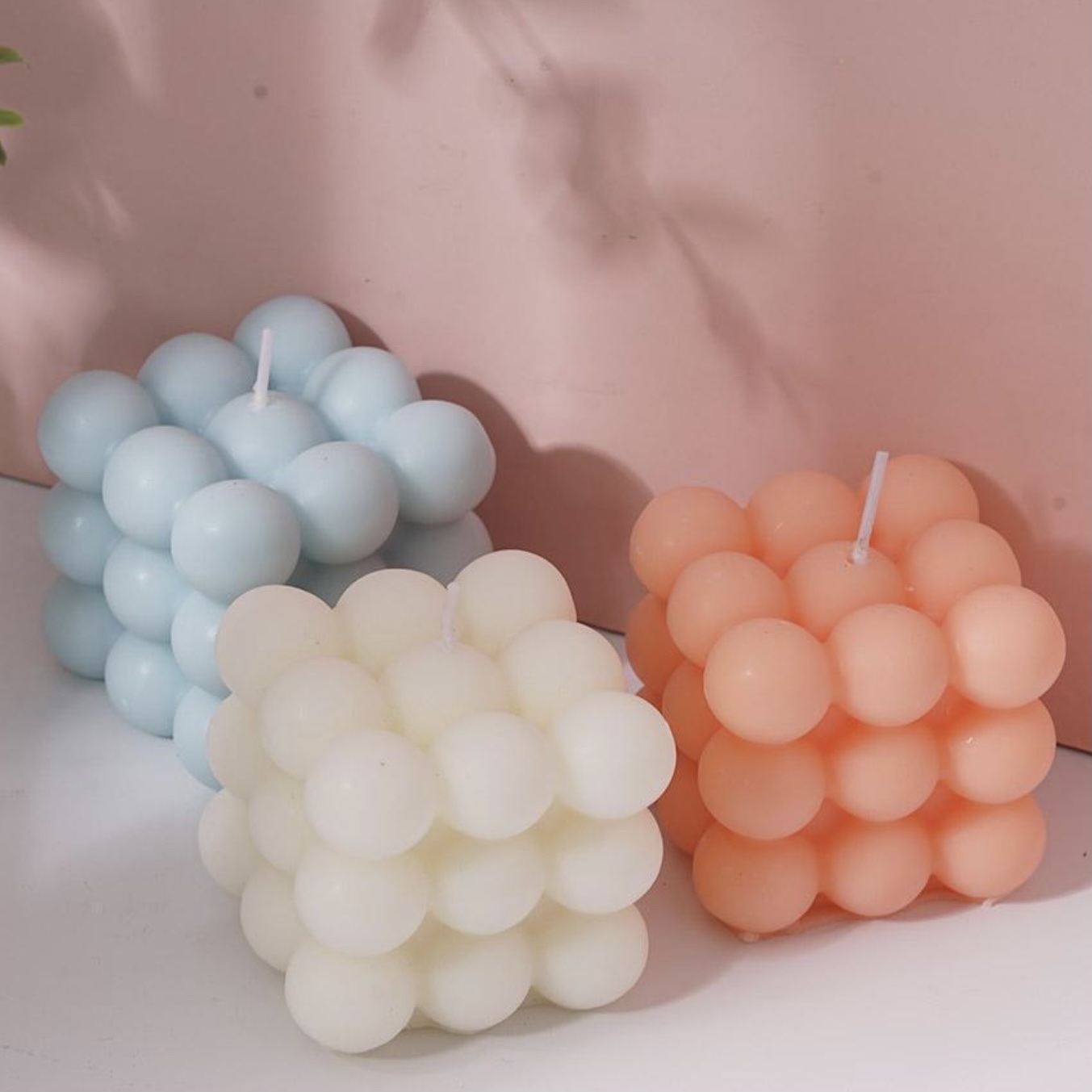 Rubik's Cube Candle Scented Paraffin Nine Hearts Specification image