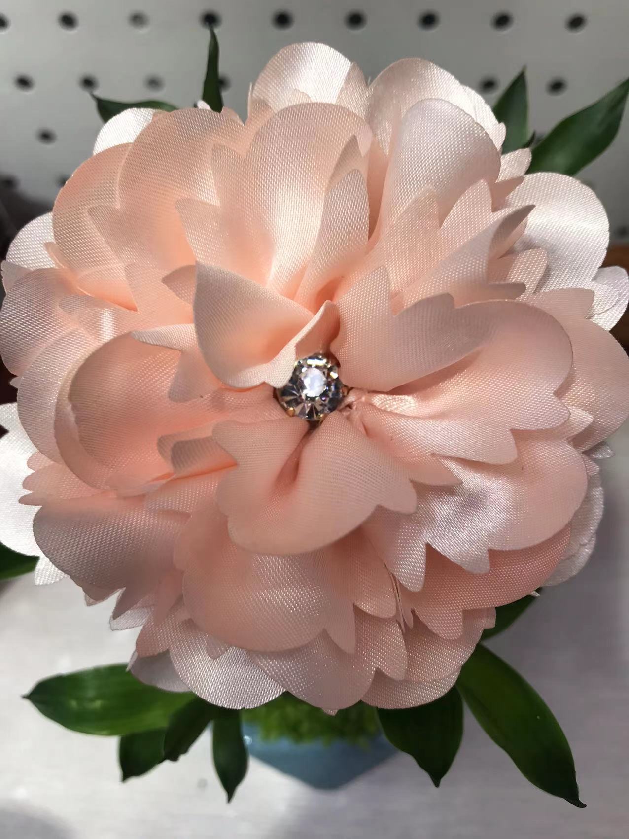 New Style Pieces With Diamond Rubber Bands full figure