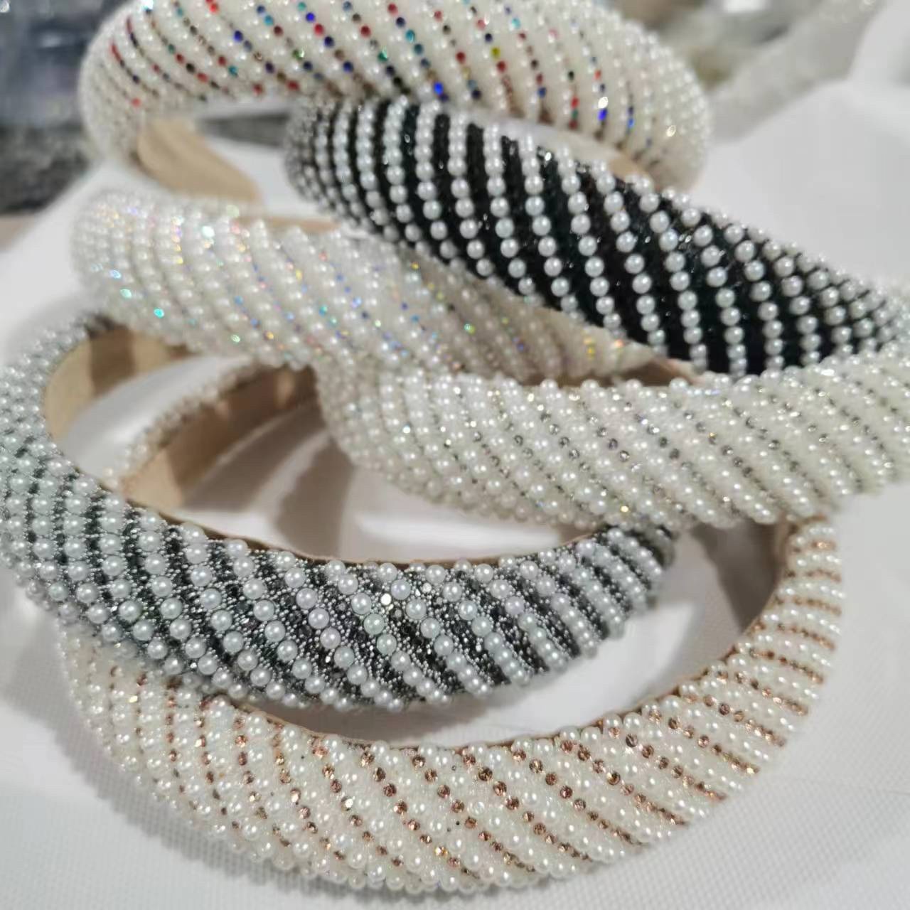 South Korea Dongdaemun With The Same Hair Band Female 100 Go Out Temperament Hair Card Network Red Pressure Hair Non-Slip Increase Headband Headwear full figure