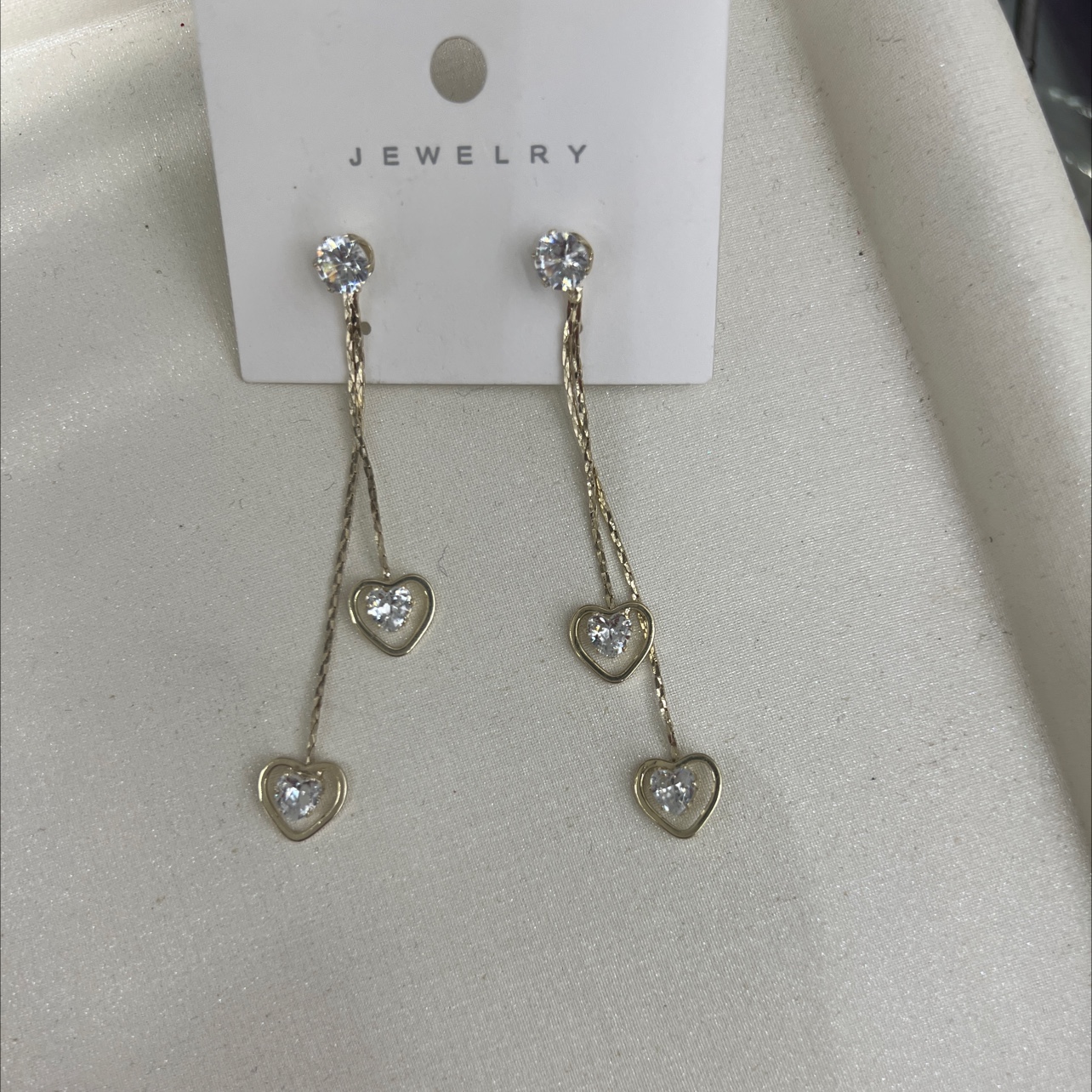 Korean trendy, fashionable, elegant and cute heart-shaped tassel earrings