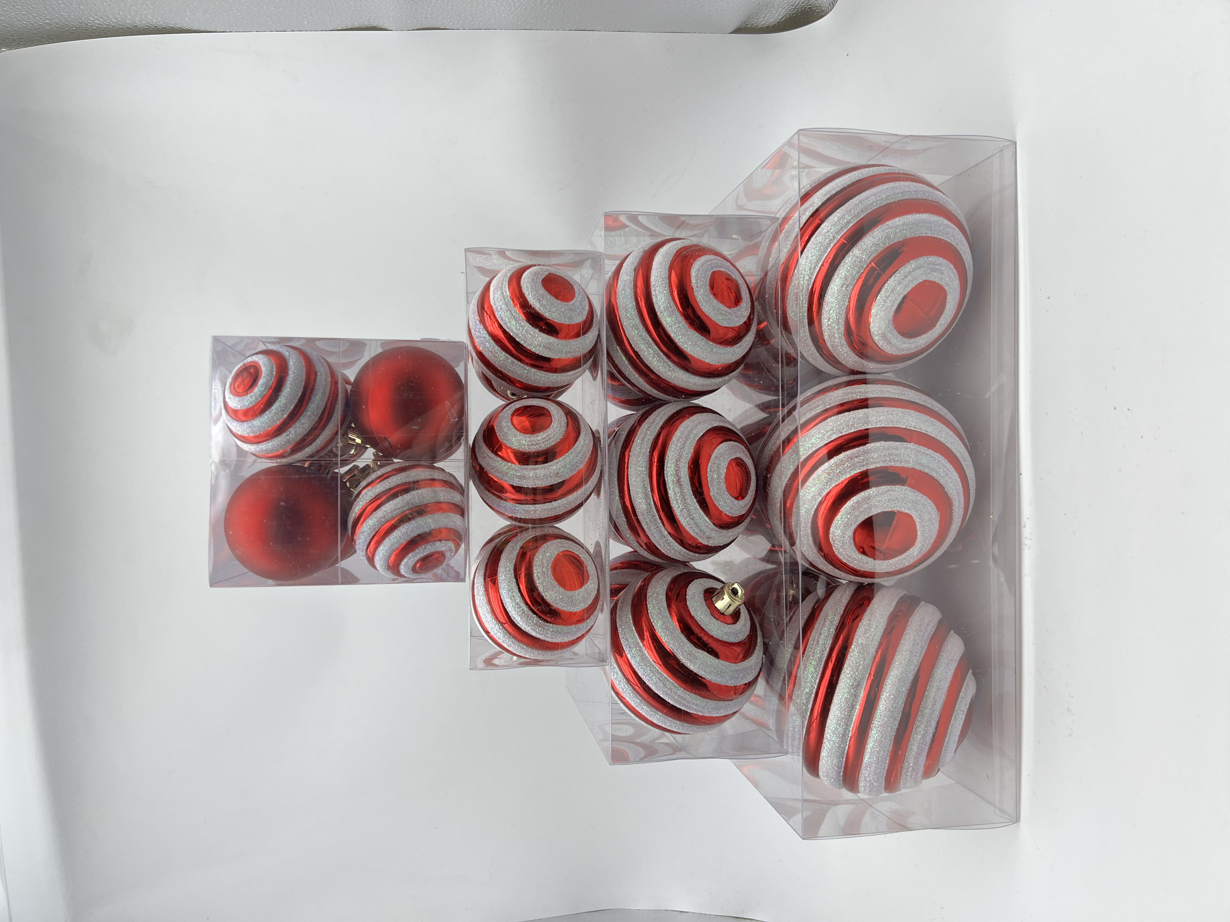 圣诞球/彩绘/圣诞装饰白底实物图