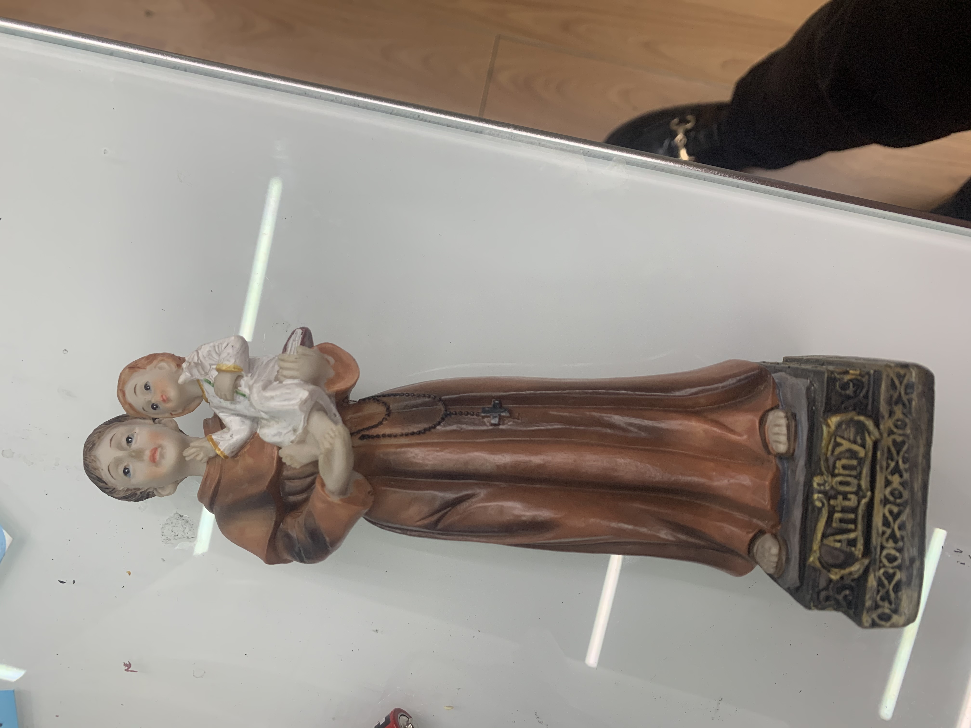 义乌恩顾工艺厂安东尼工艺品树脂摆件