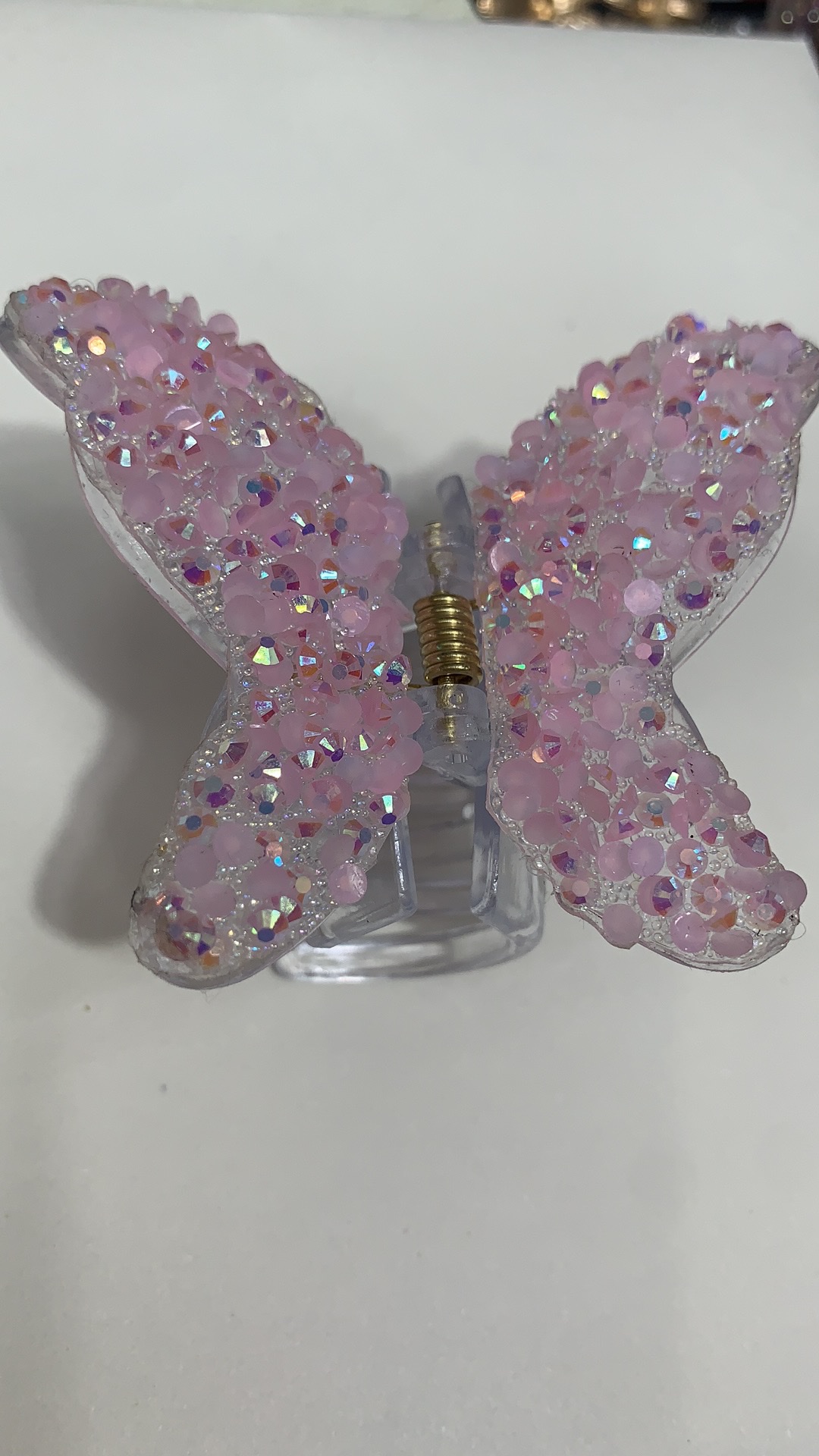 A 12-piece set, a dozen of 6 colors mixed together