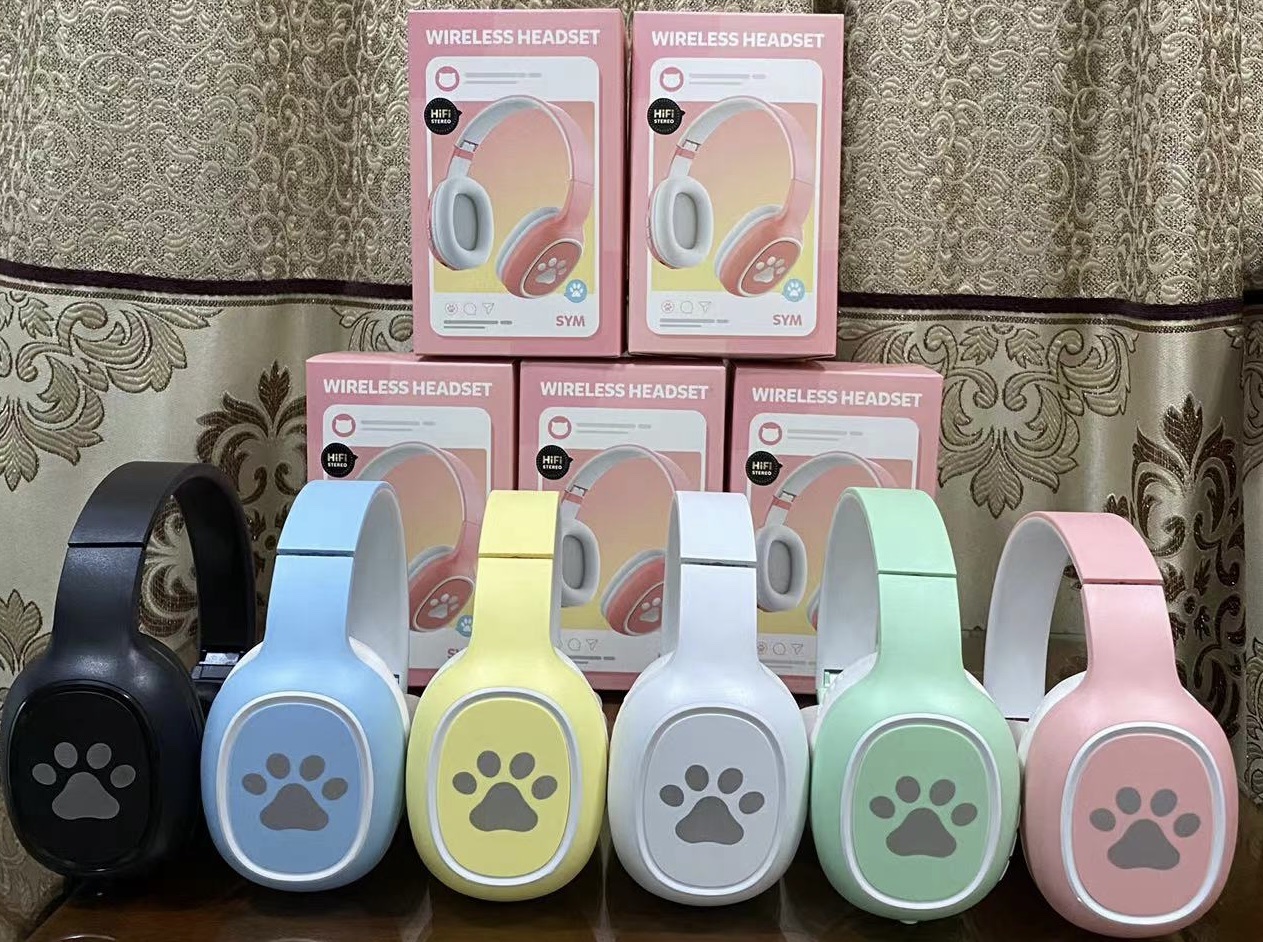 Bluetooth large headphones