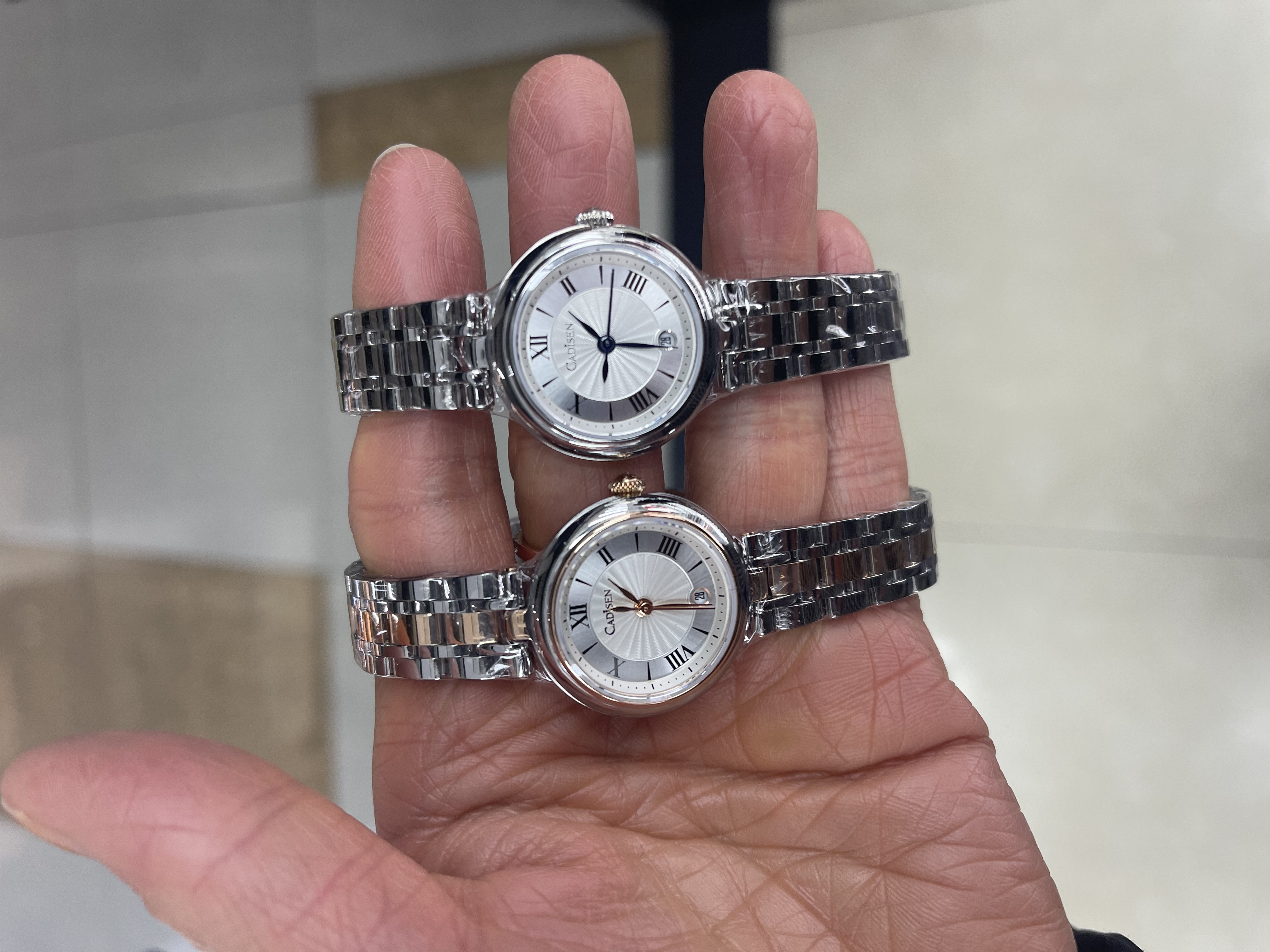 Cardison mechanical quartz watch details Picture