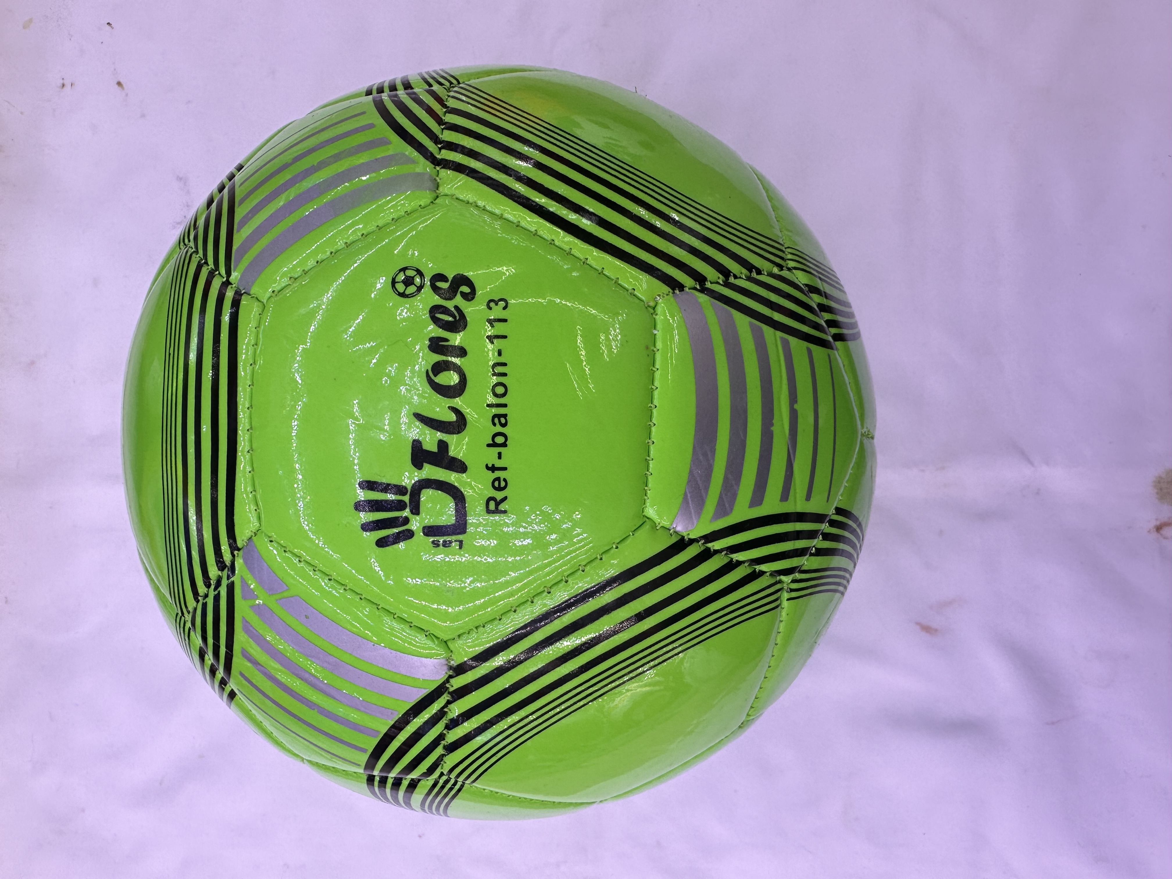 No. 5 foamed PU football 95 Specification image