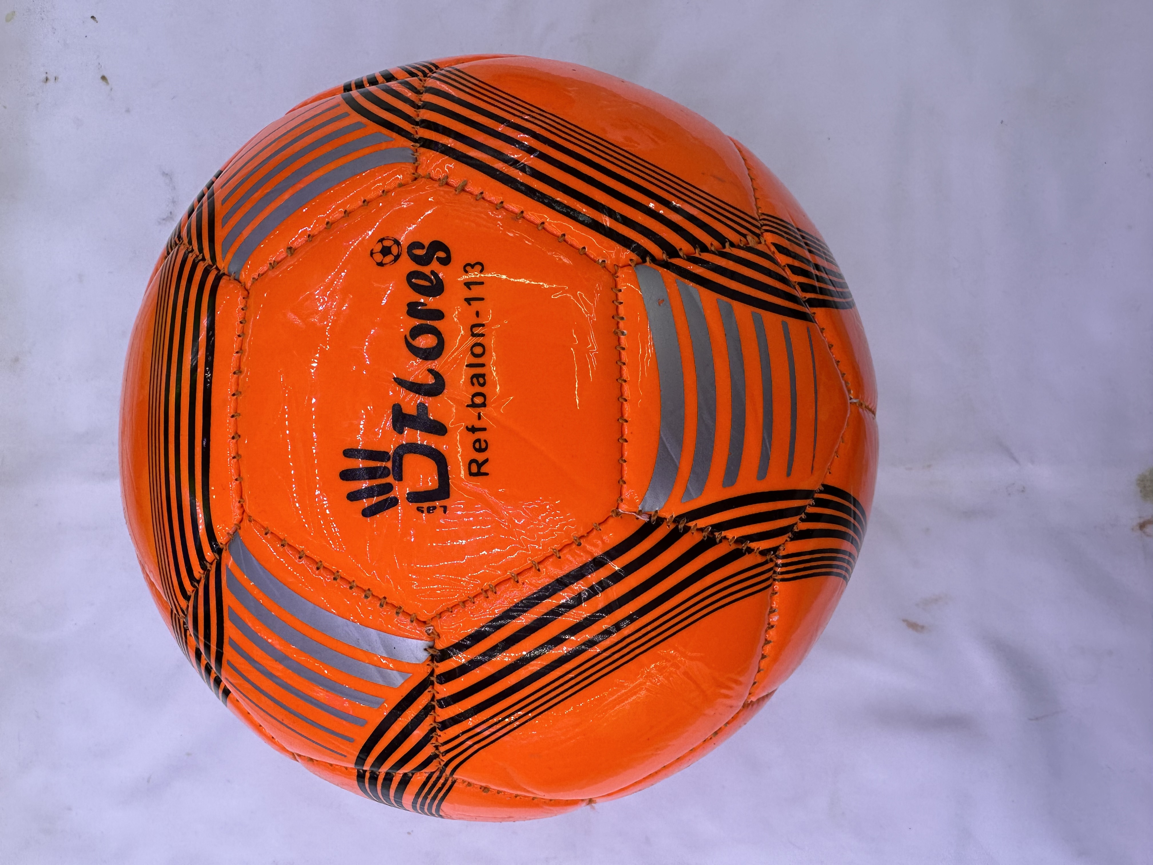 No. 5 foamed PU football 95 details Picture