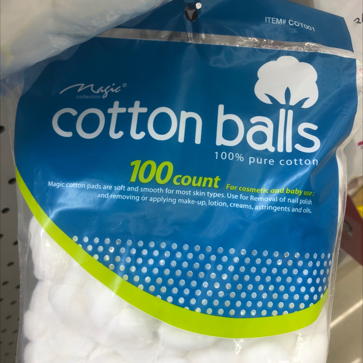 Three hundred white cotton balls details Picture