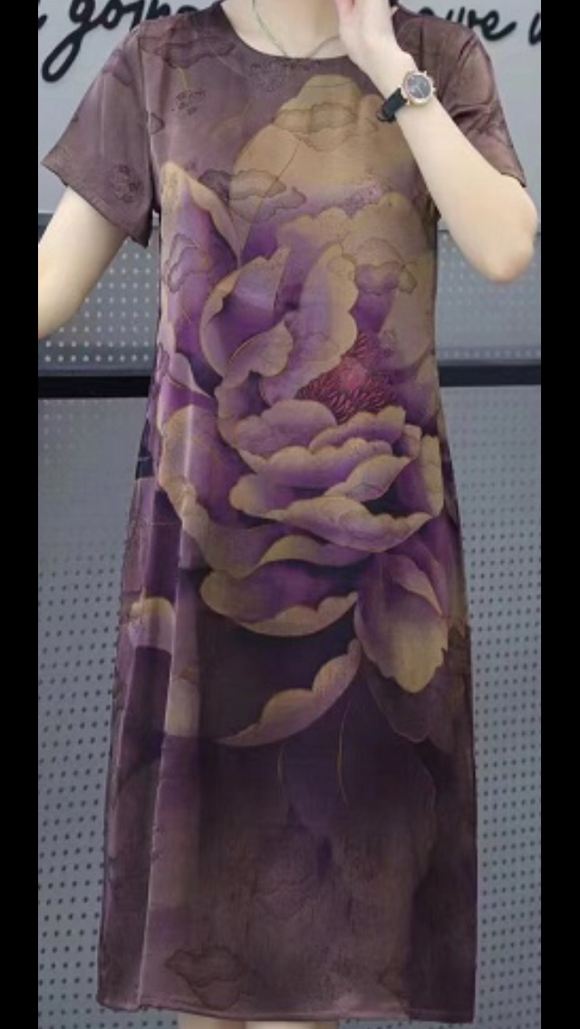 Summer women's dress, a silk-like dress for the middle-aged and elderly Specification image