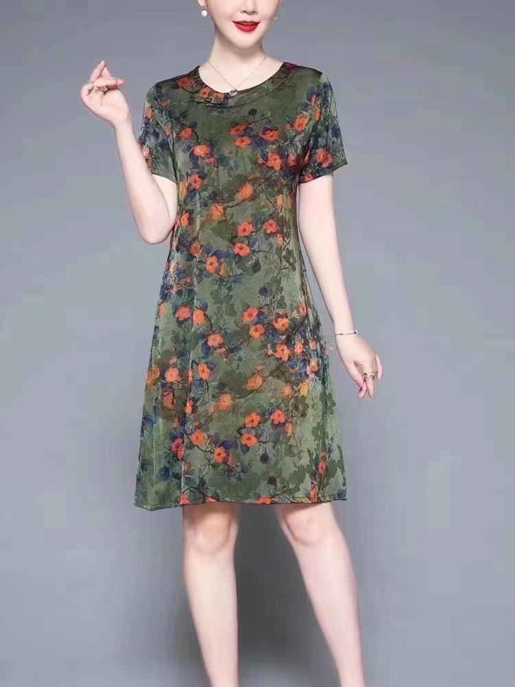 Summer women's dress and silk-like dress for middle-aged and elderly people