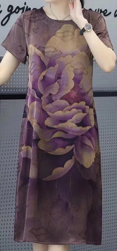 Summer women's dress, a silk-like dress for the middle-aged and elderly Application Scenario