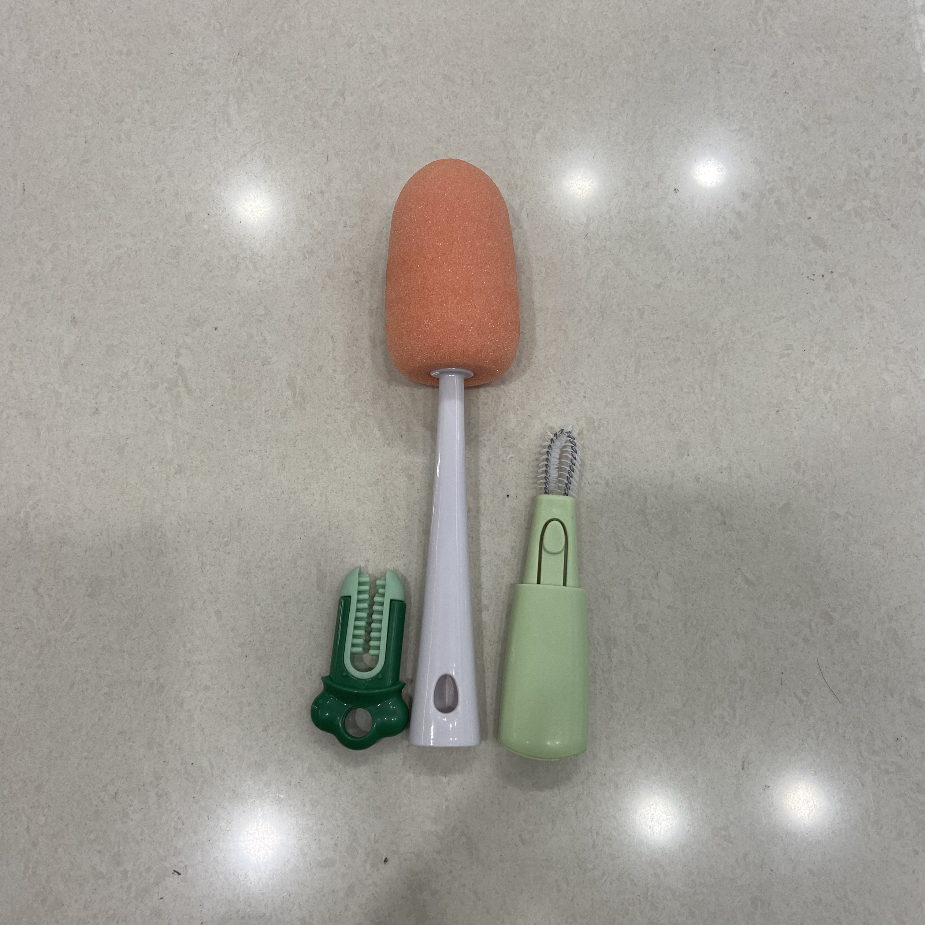 Three-in-one cup brush, cute radish brush, household extended bottle brush, cleaning brush, kitchen cup cleaning Specification image