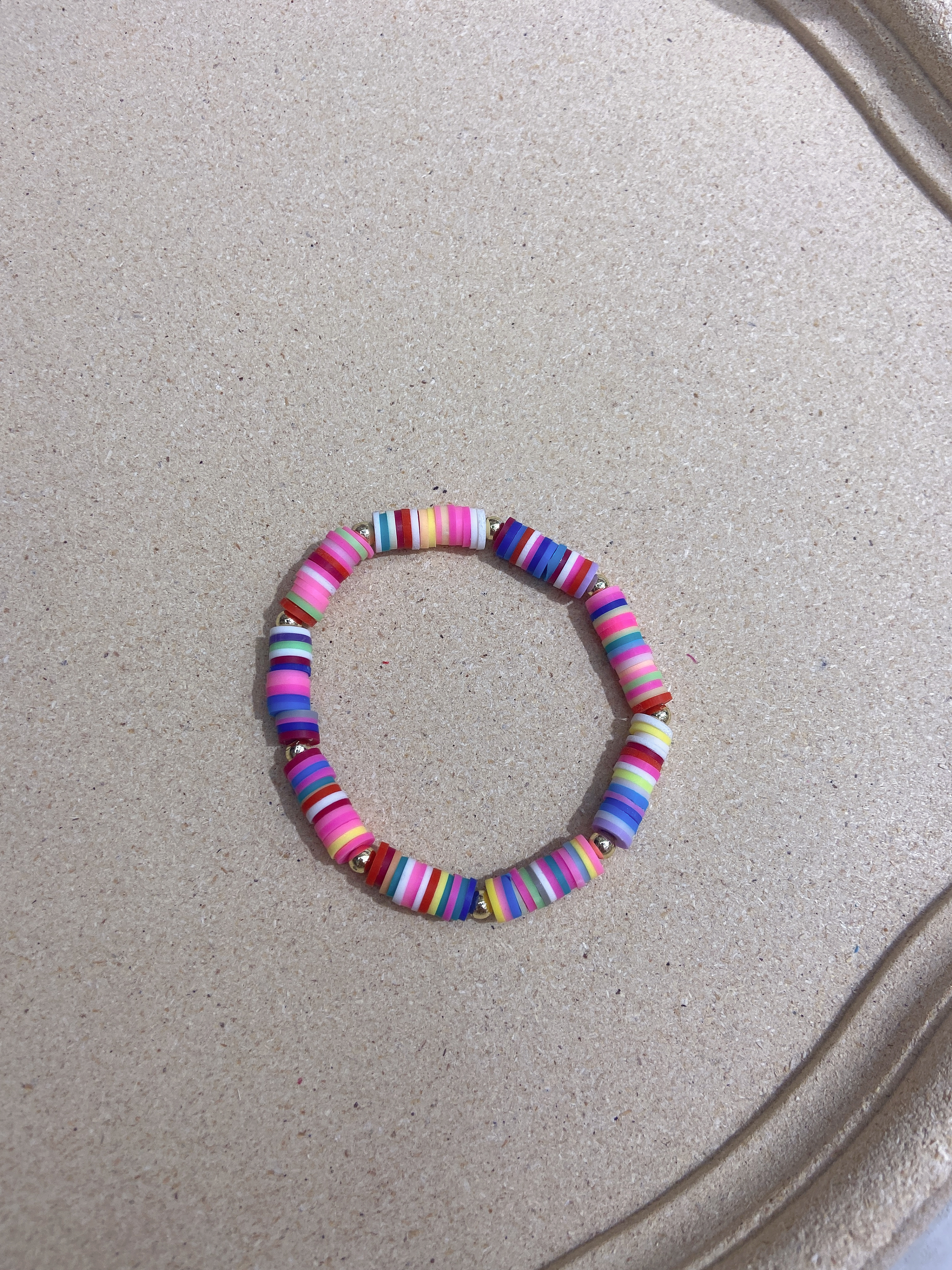 Soft clay beaded bracelets with colorful flying ornaments can be customized Item Picture
