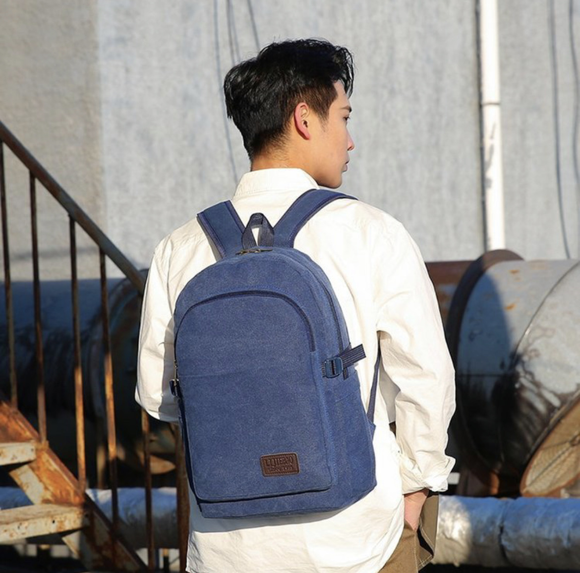 帆布背包/双肩包/帆布包白底实物图