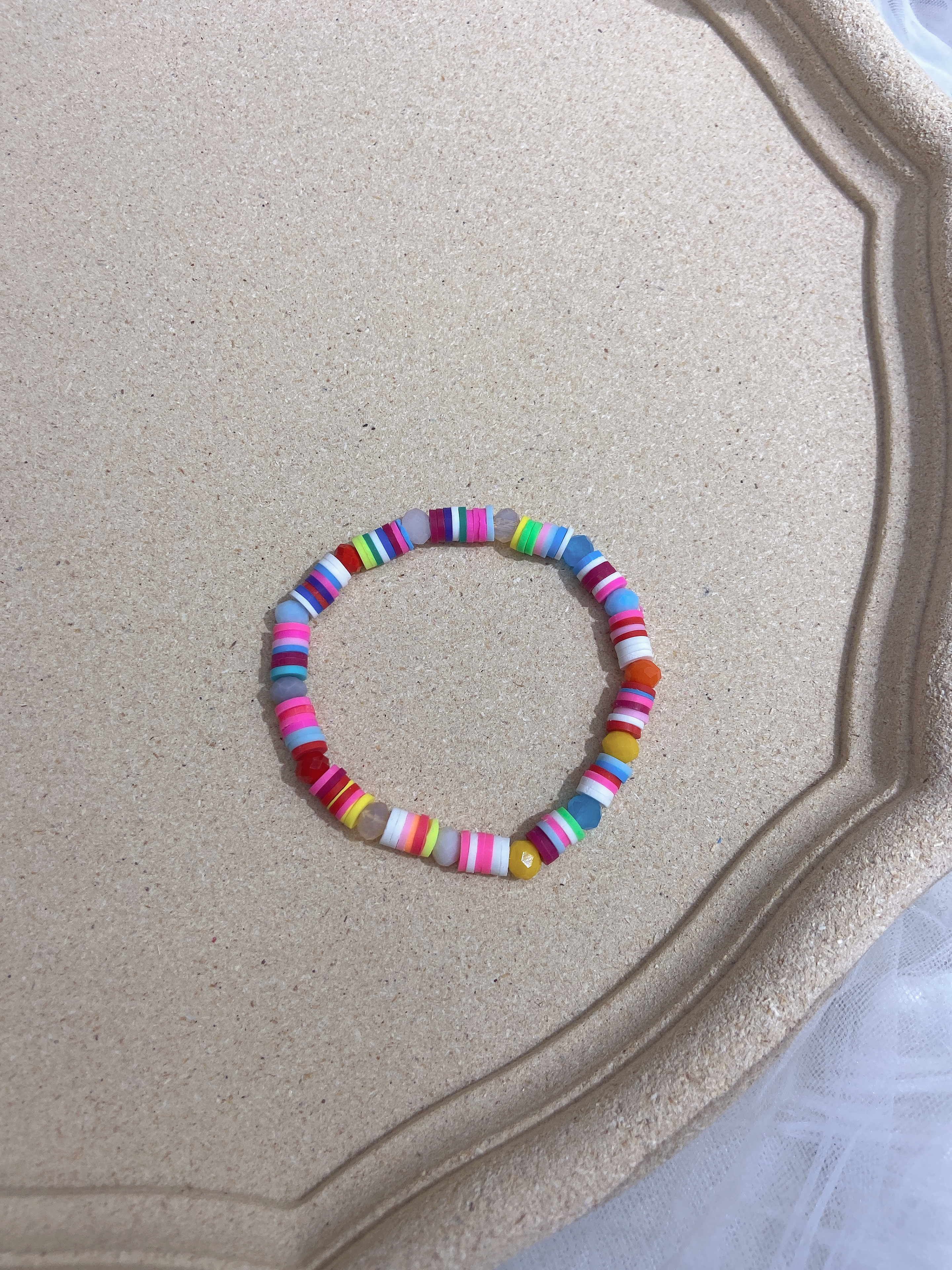 Soft clay beaded bracelets with colorful flying ornaments can be customized details Picture