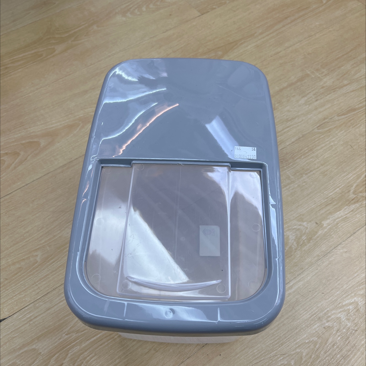 Factory direct sales of fashionable household rice buckets details Picture