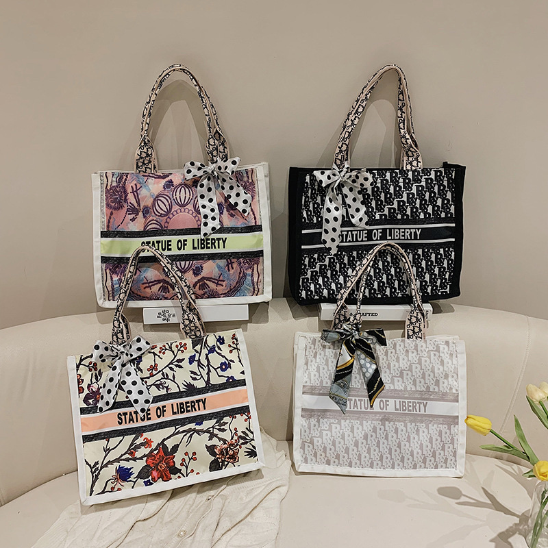 Shopping Bag Image 2