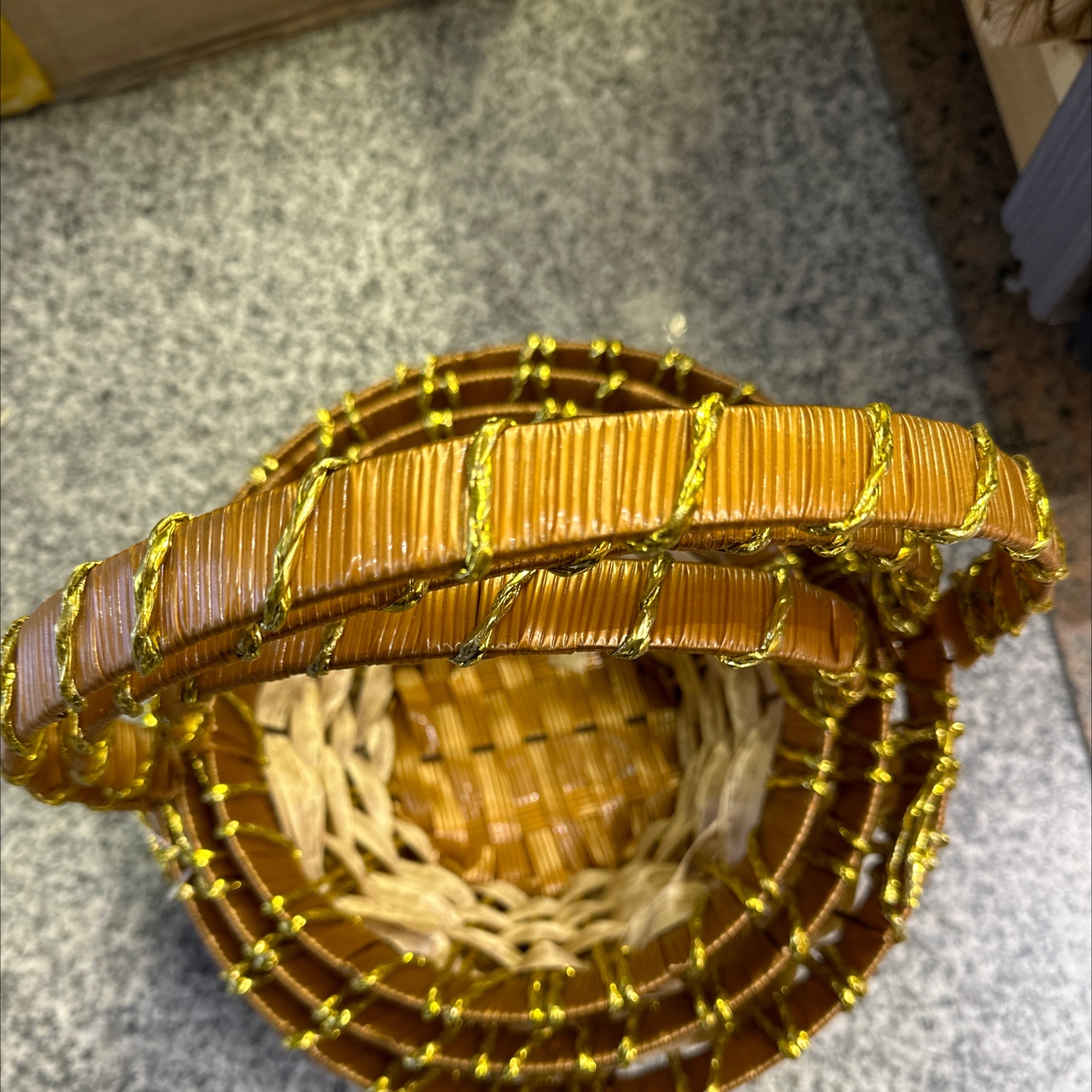 手工编织圆形手提套三家里摆件装饰用品产品图