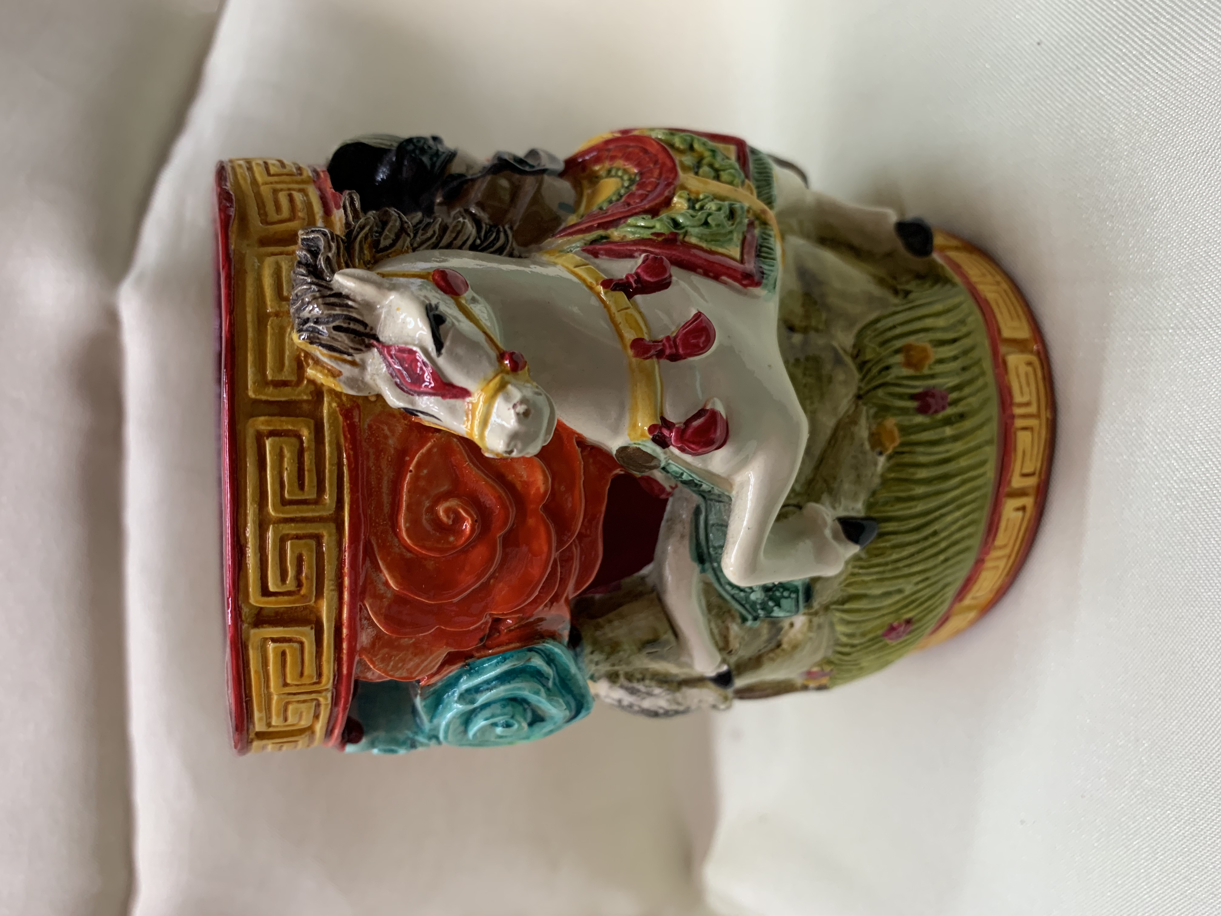 蔡氏工艺精品 树脂材质 手工彩绘工艺品摆件  10318 单马笔筒