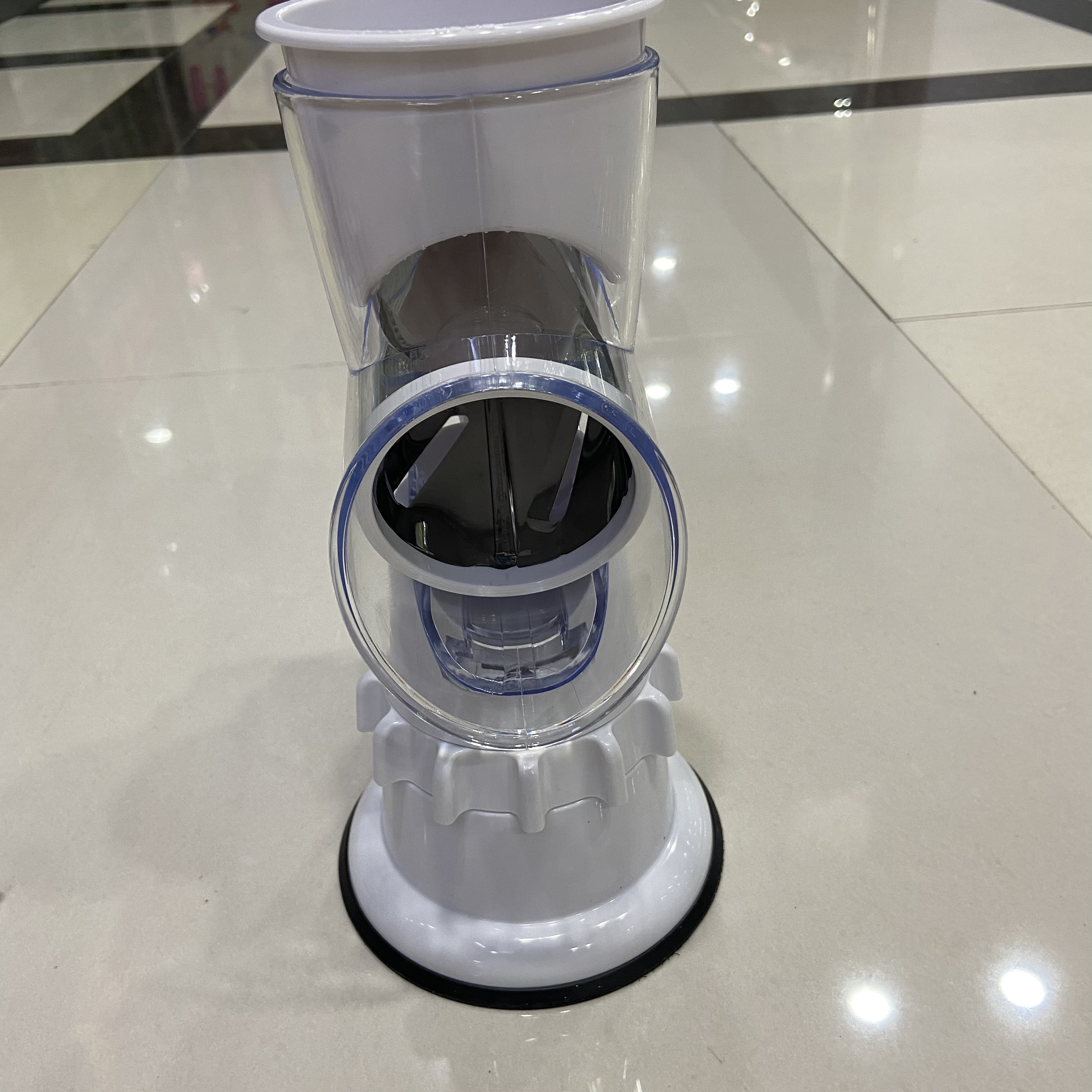 Vegetable cutter, multi-functional manual shredder, kitchen fruits, potato chips, kitchenware Application Scenario