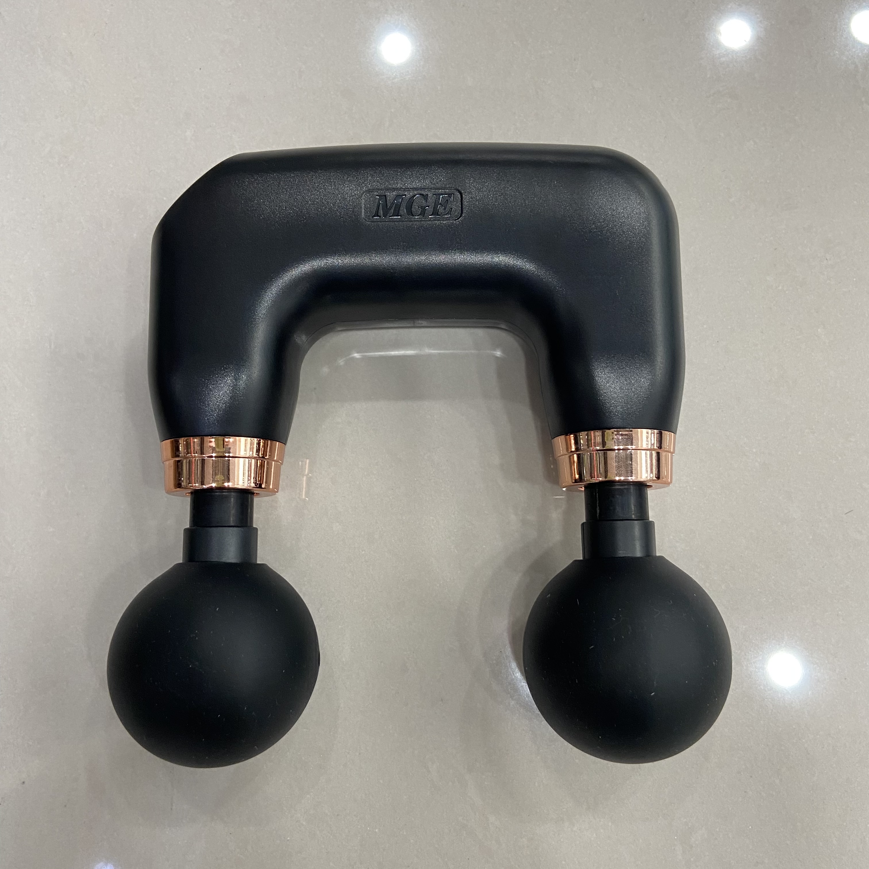 Dual-head fascia gun USB charging button electric muscle relaxation convenient fitness massage gun details Picture