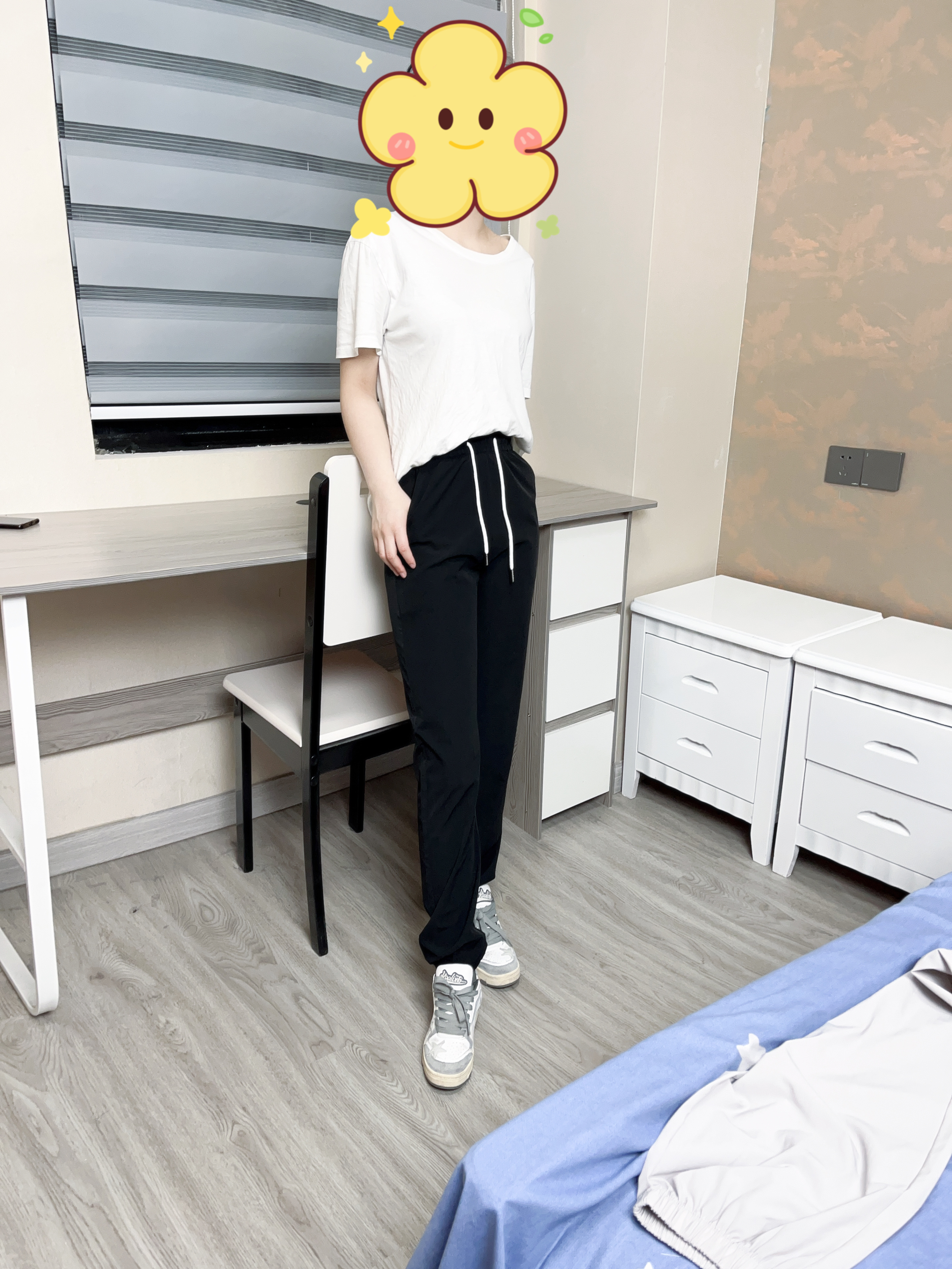 休闲裤实物图