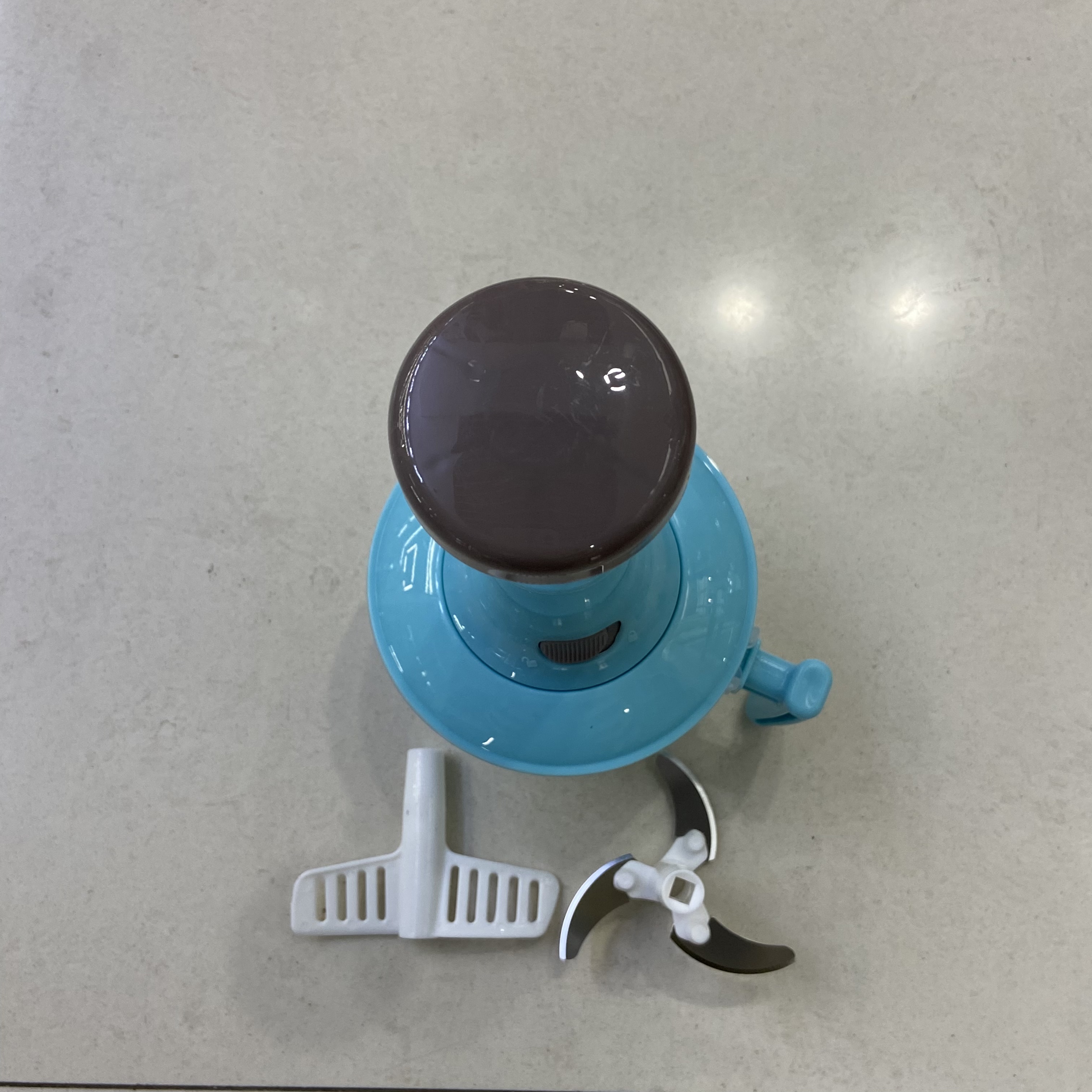 The Paipai Le meat grinder is a family-style press and minced vegetable meat grinder, a multi-functional baby food stirring and cooking device Specification image