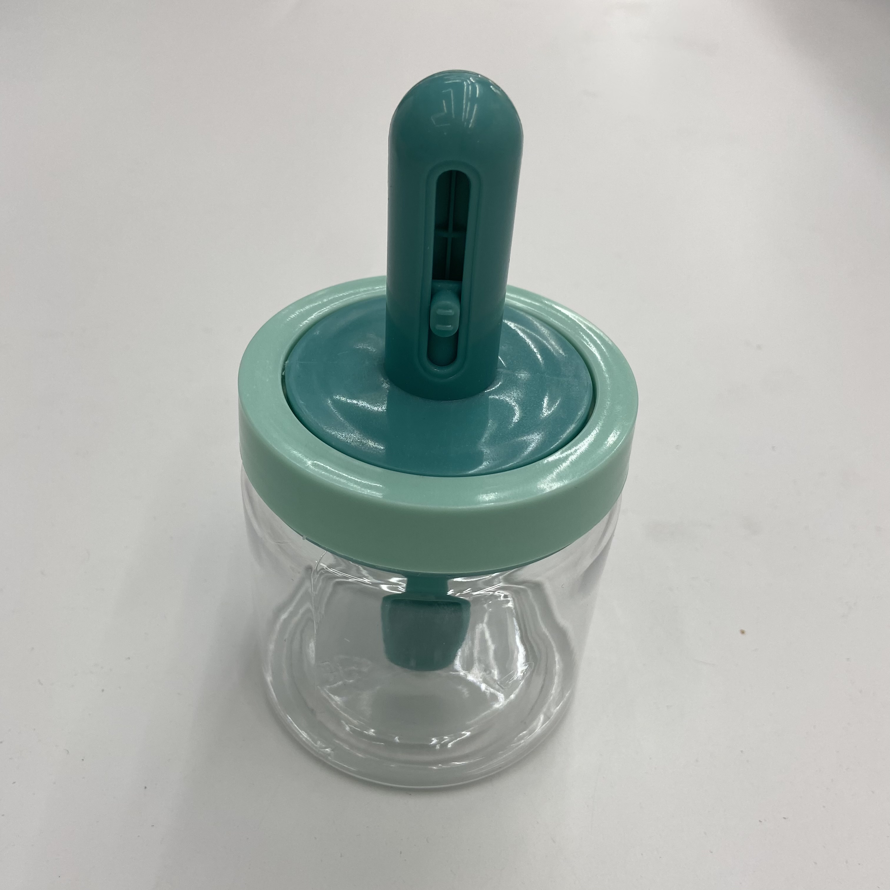 Wholesale telescopic seasoning jars, spoon LIDS, integrated seasoning boxes, kitchen and household seasoning bottles, salt jars, seasoning jars