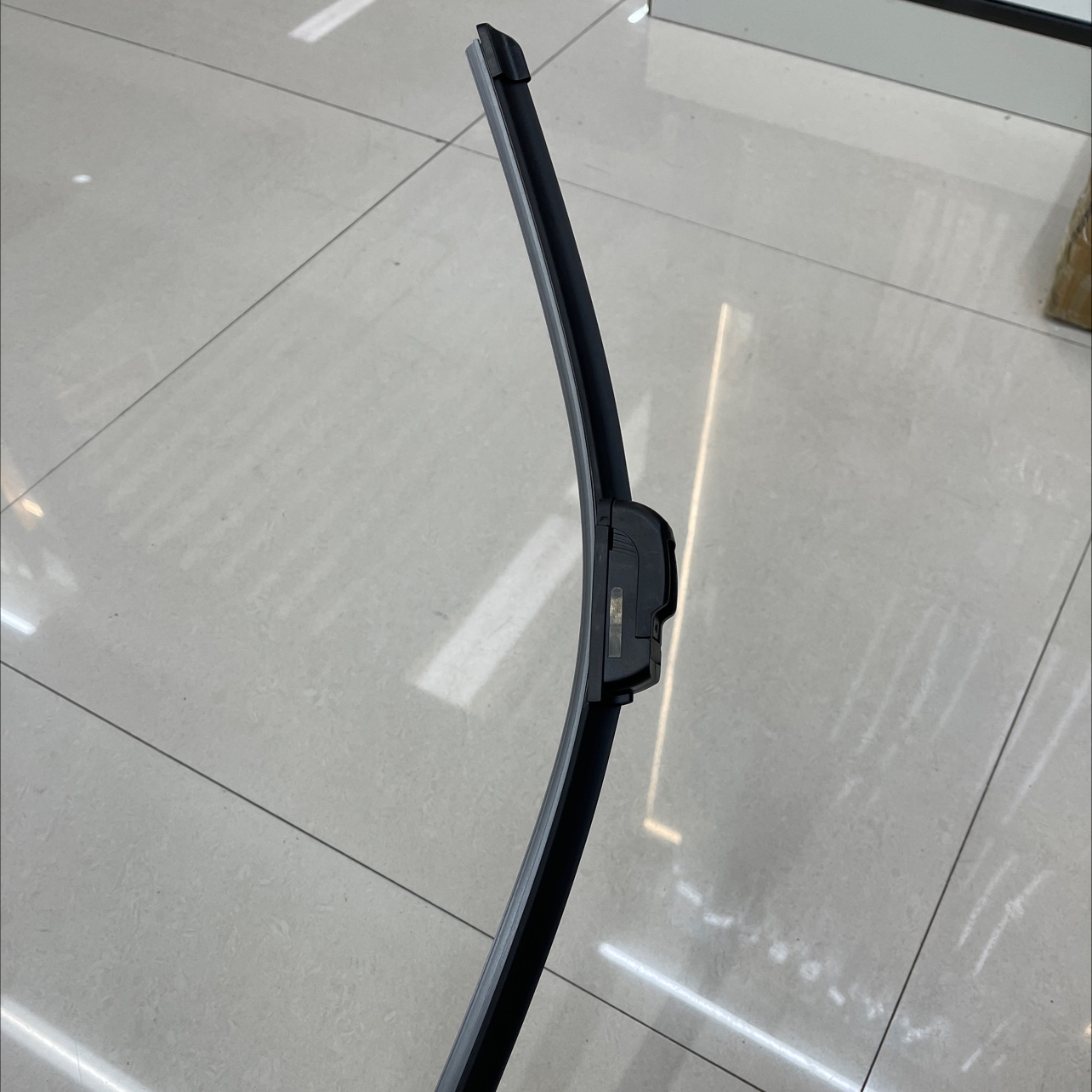 汽车雨刷器无骨雨刷可定制logo  量大直接联系客服 14 16 17 18 19 20 21 22 24 26