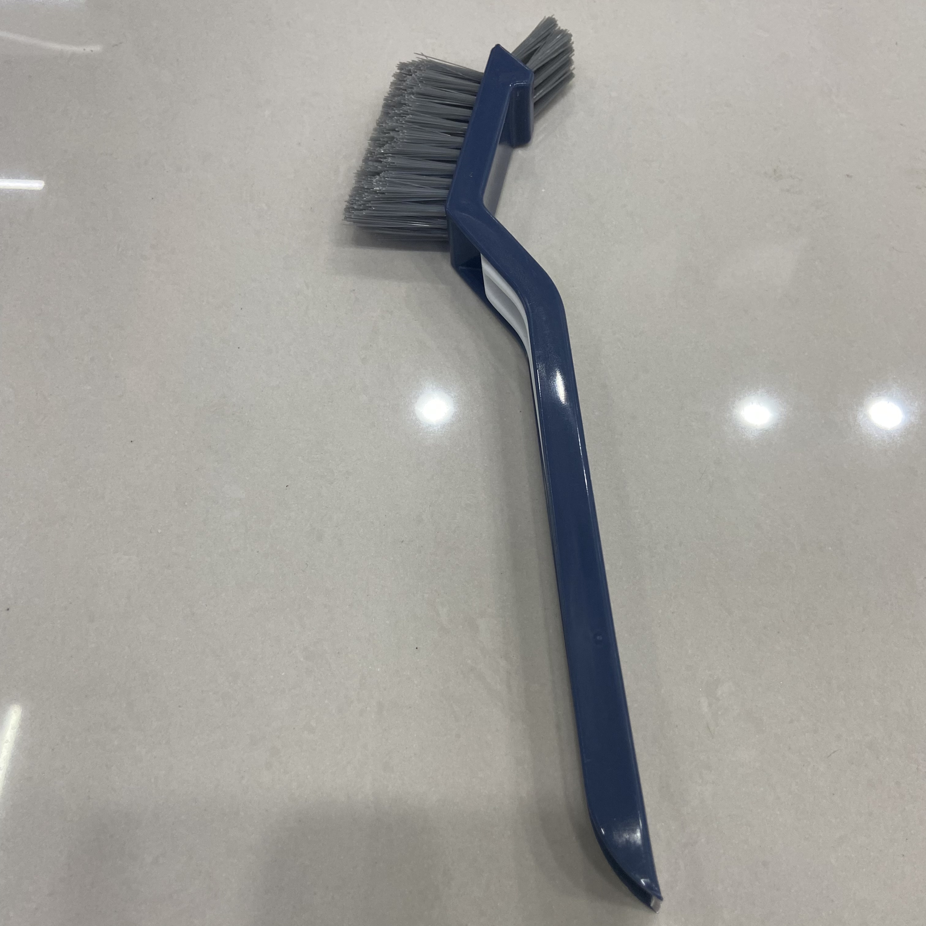 4-in-one plastic bathroom floor brush, gap brush, floor gap brush, cleaning brush, bathroom cleaning, hard bristle gap floor brush details Picture